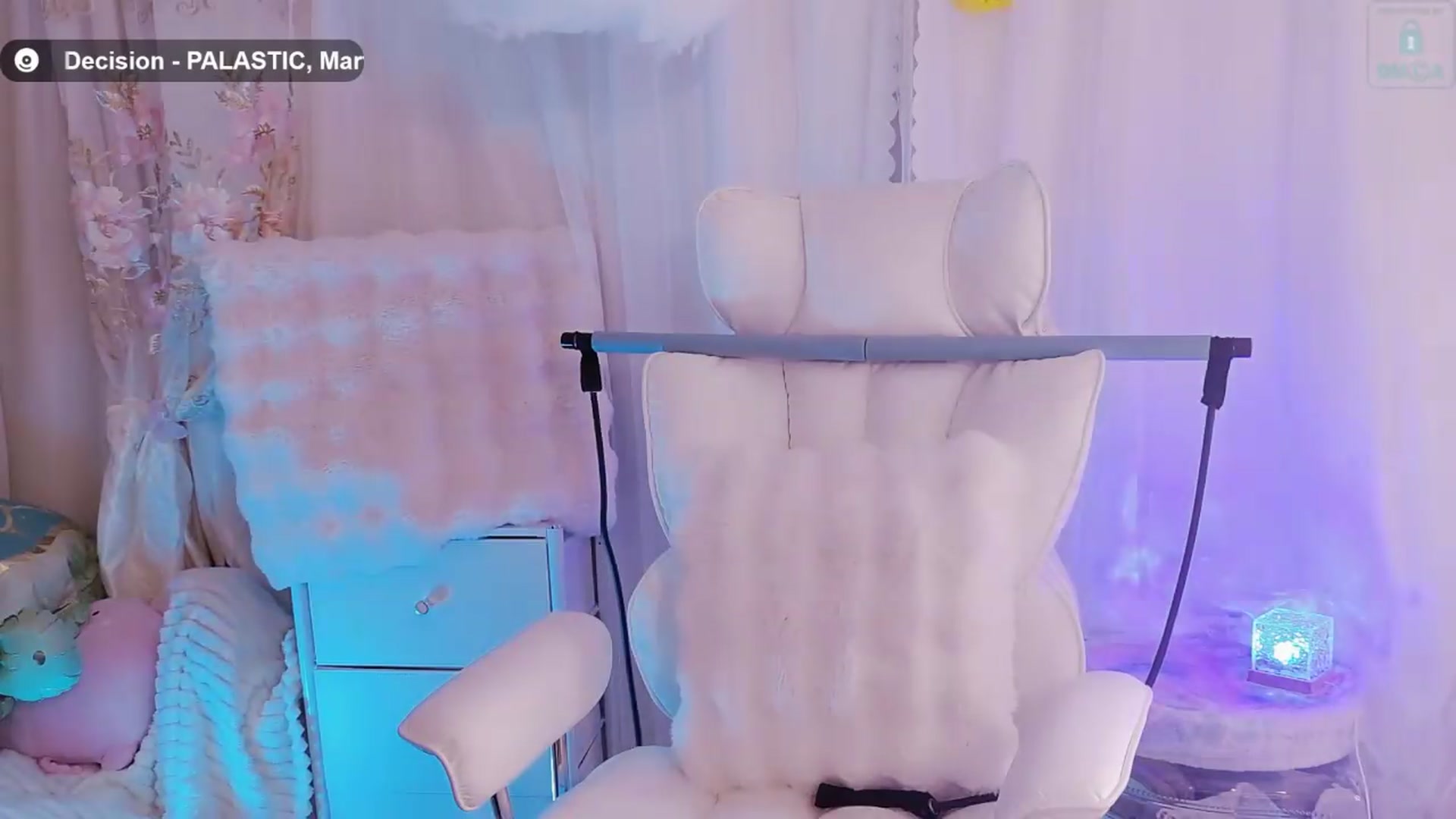 Gallery image thumbnail from meowtheworld's myfreecams stream on, 09/06/2026, 04:48 image 17 of 20