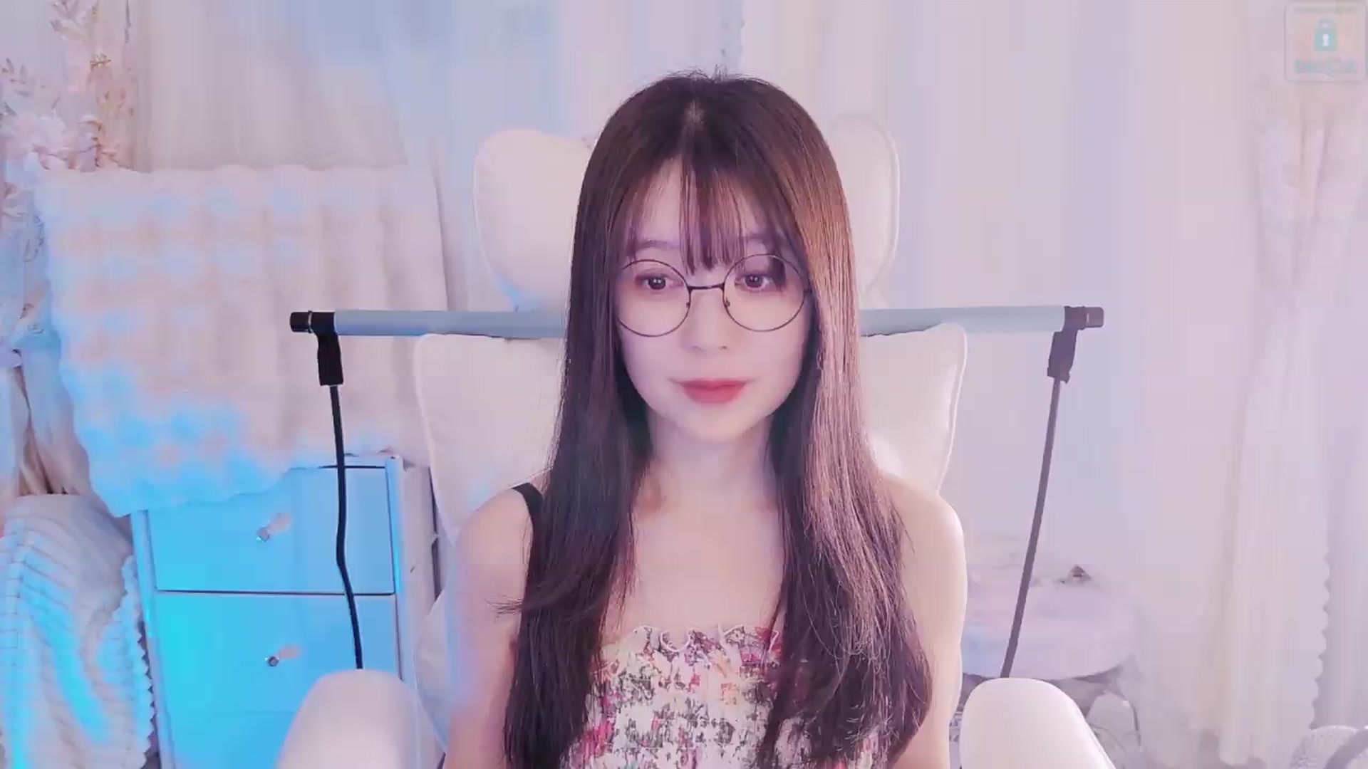 Gallery image thumbnail from meowtheworld's myfreecams stream on, 09/06/2026, 04:48 image 2 of 20