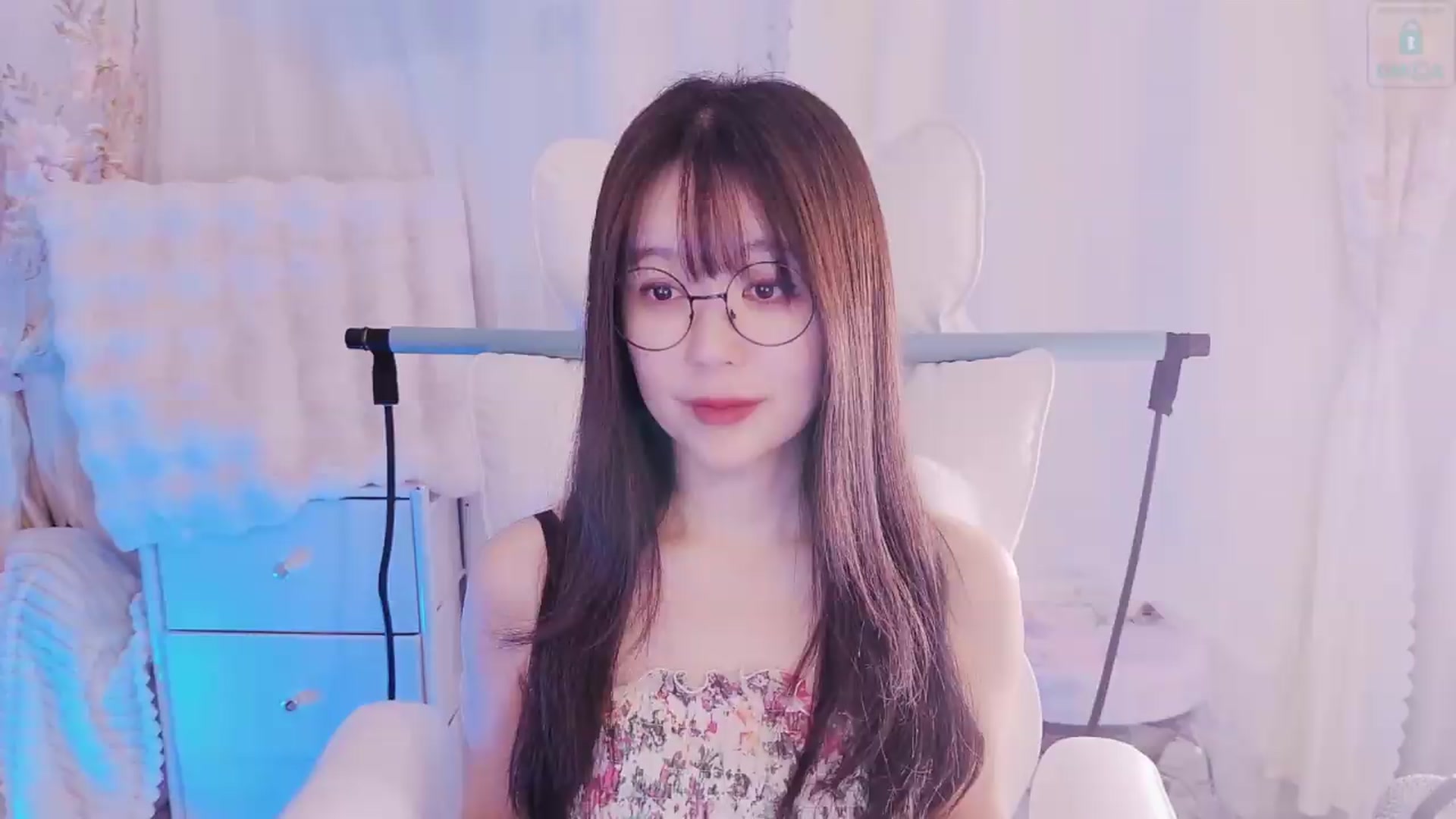 Gallery image thumbnail from meowtheworld's myfreecams stream on, 09/06/2026, 04:48 image 3 of 20