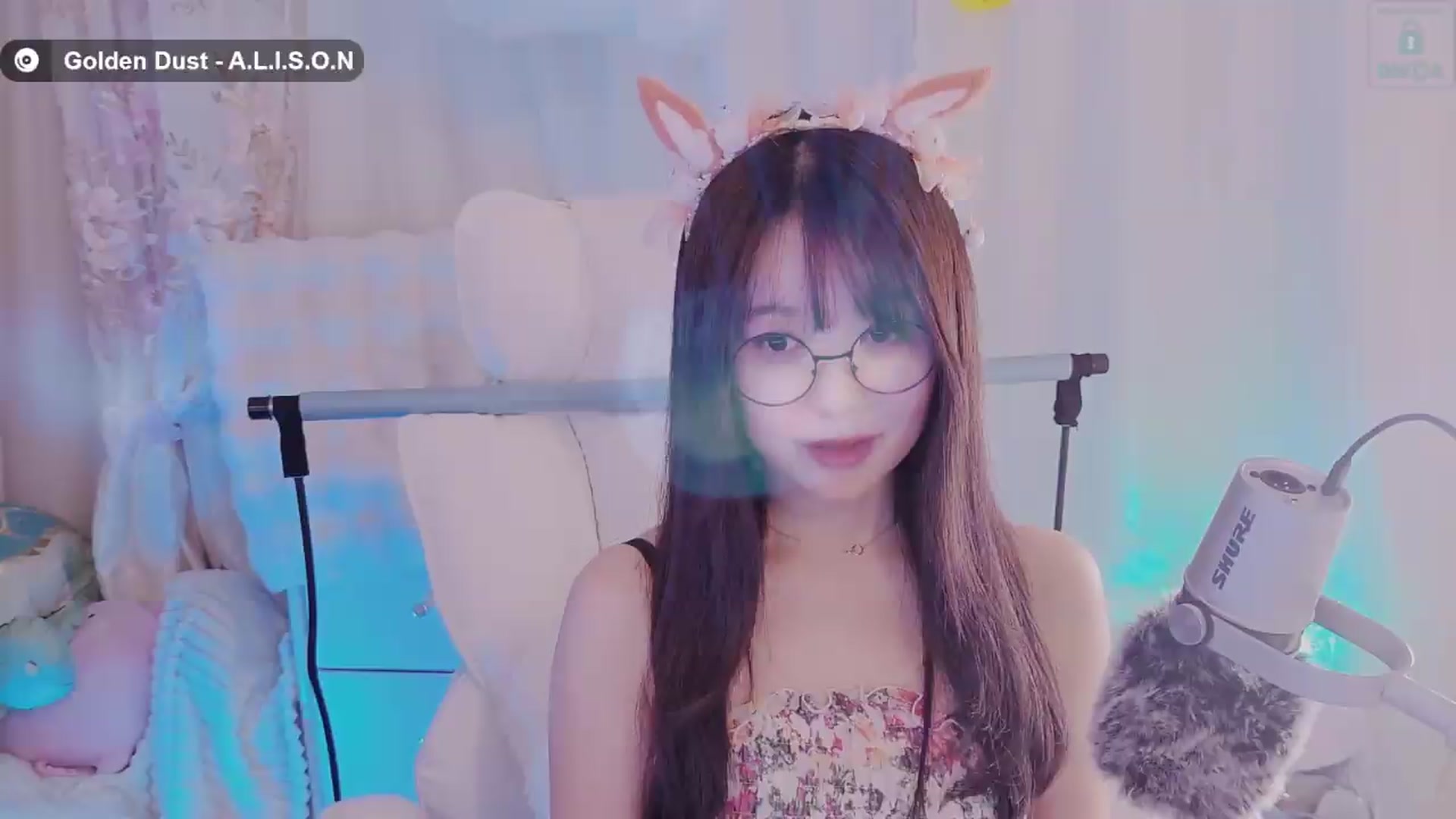Gallery image thumbnail from meowtheworld's myfreecams stream on, 09/06/2026, 05:37 image 12 of 20