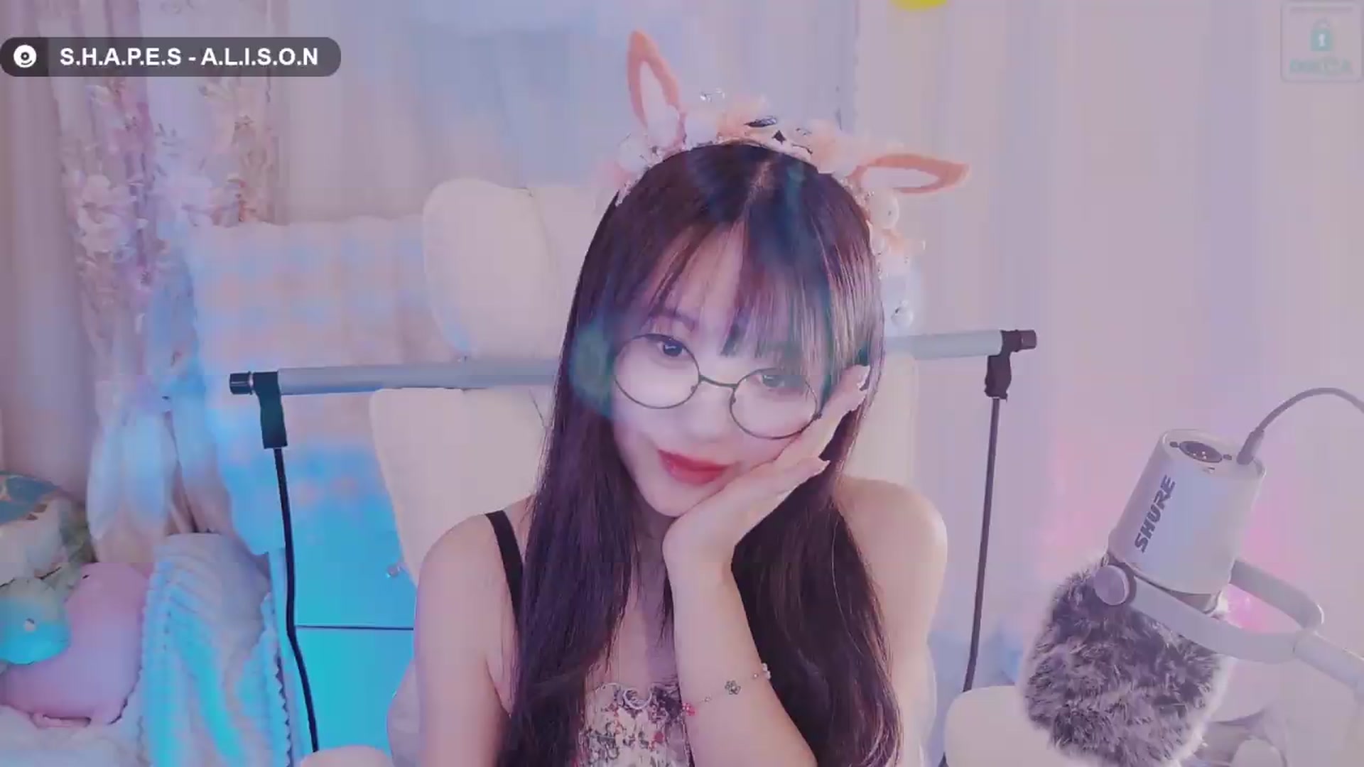 Gallery image thumbnail from meowtheworld's myfreecams stream on, 09/06/2026, 05:37 image 15 of 20