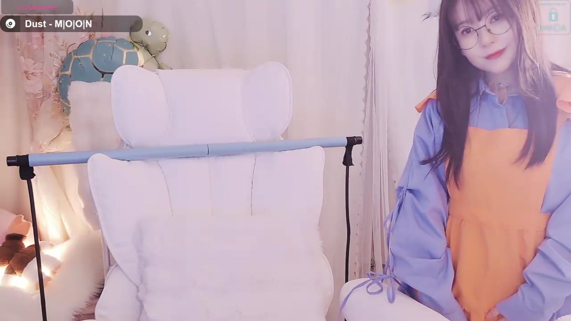 Gallery image thumbnail from meowtheworld's myfreecams stream on, 09/13/2026, 05:52 image 18 of 20