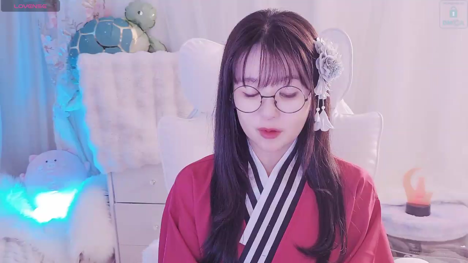 Gallery image thumbnail from meowtheworld's myfreecams stream on, 09/14/2026, 05:35 image 7 of 20