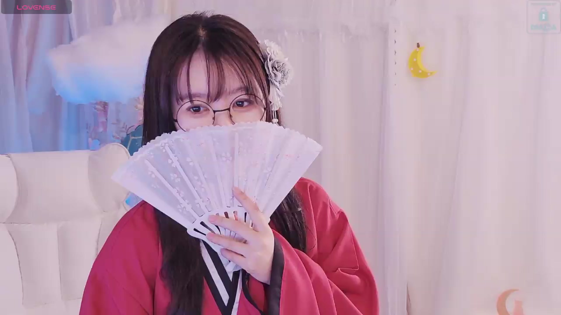 Gallery image thumbnail from meowtheworld's myfreecams stream on, 09/14/2026, 05:35 image 17 of 20