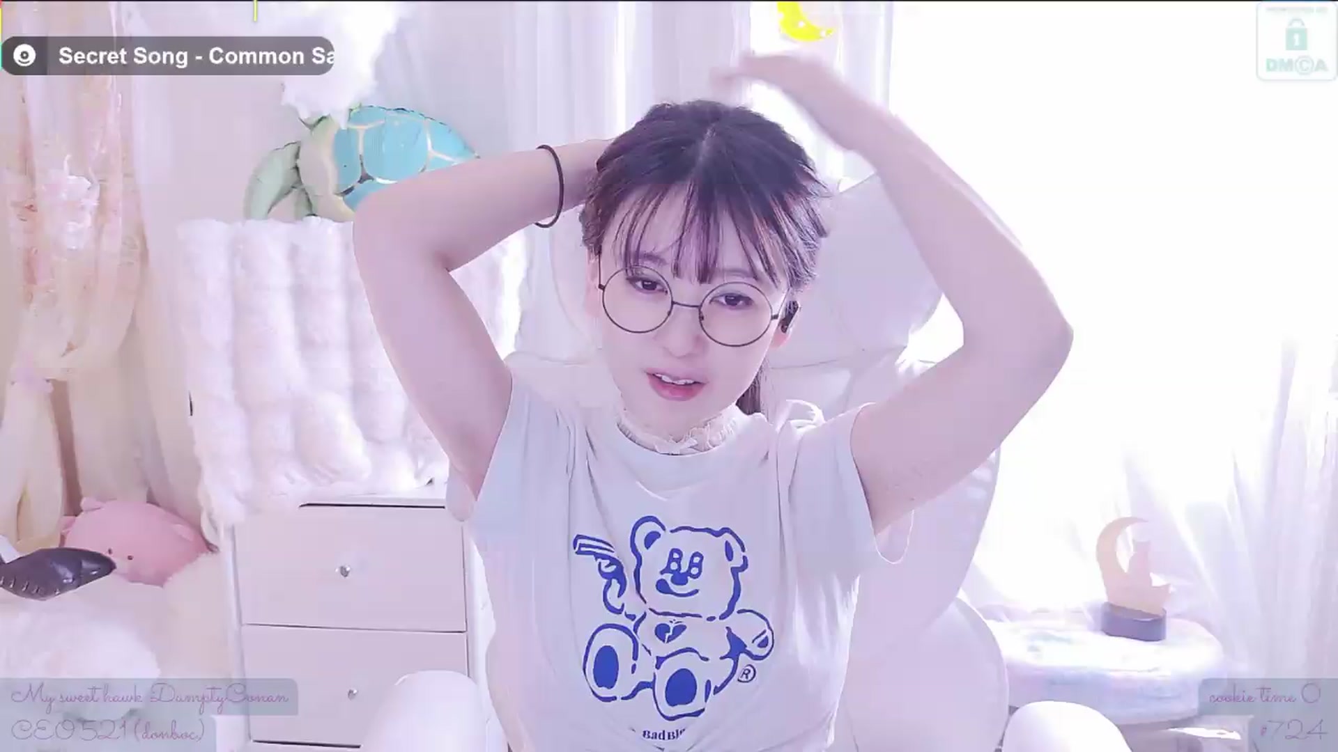 Gallery image thumbnail from meowtheworld's myfreecams stream on, 09/21/2026, 06:25 image 20 of 20