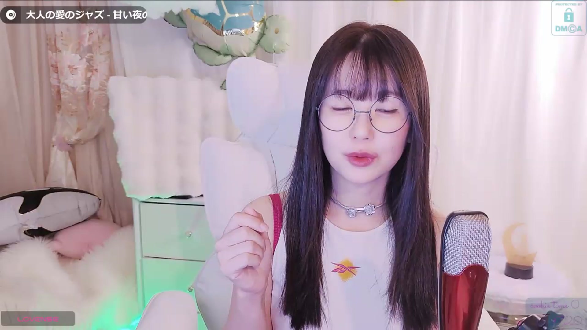 Gallery image thumbnail from meowtheworld's myfreecams stream on, 09/28/2026, 06:32 image 7 of 20