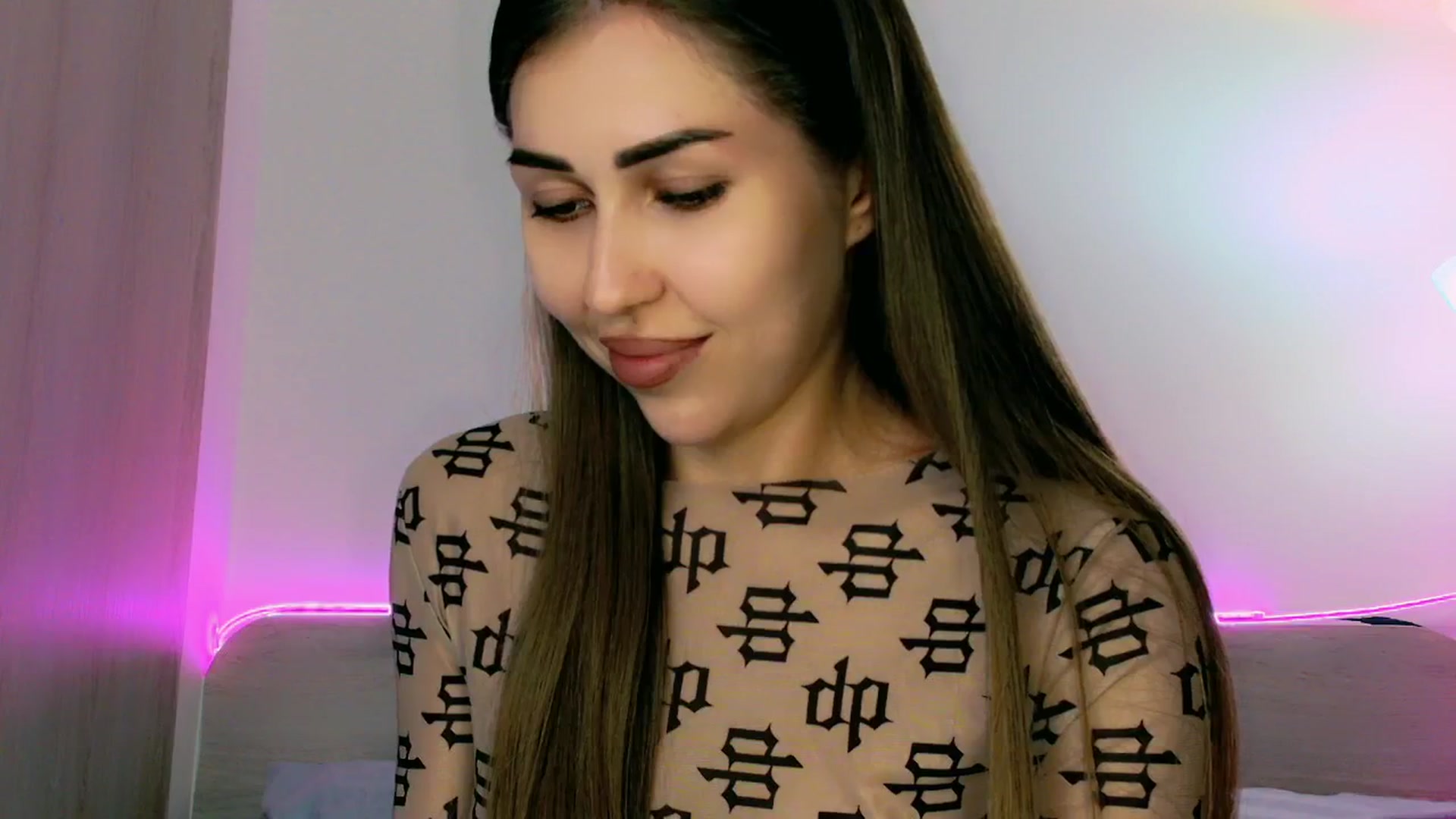 Gallery image thumbnail from mia4sin's myfreecams stream on, 01/02/2025, 10:05 image 20 of 20