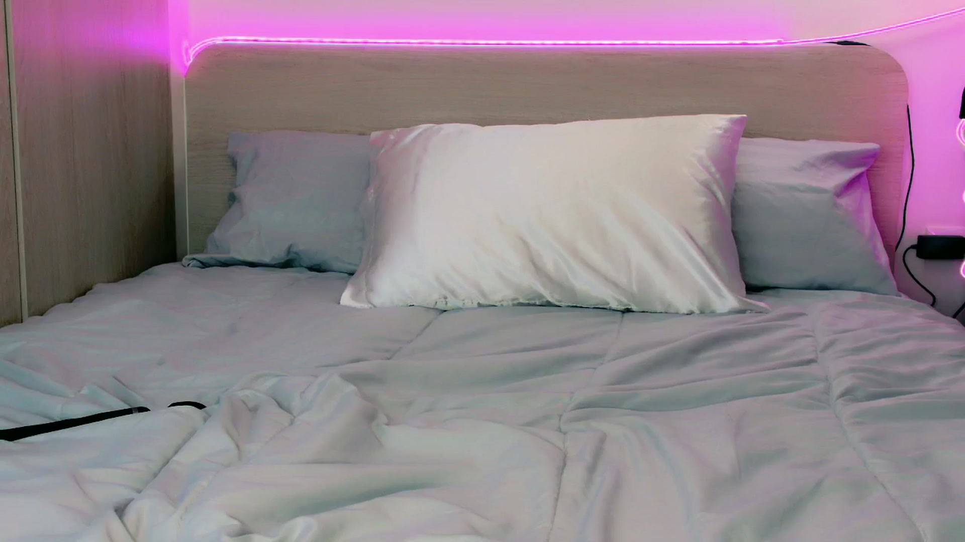 Gallery image thumbnail from mia4sin's myfreecams stream on, 01/02/2025, 11:42 image 1 of 20