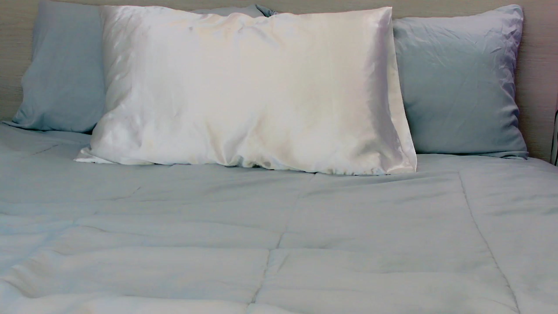 Gallery image thumbnail from mia4sin's myfreecams stream on, 04/06/2025, 09:23 image 20 of 20