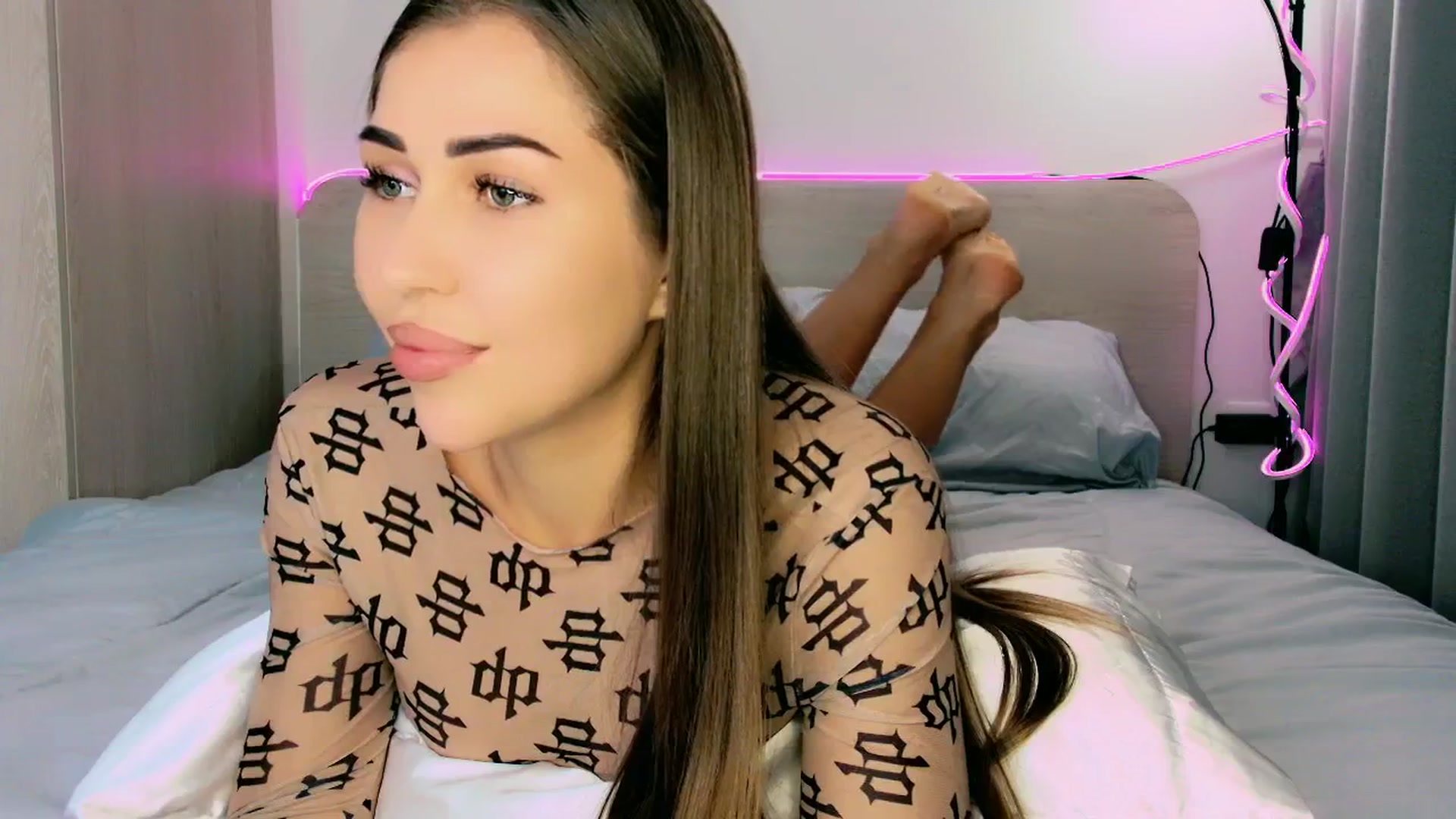 Gallery image thumbnail from mia4sin's myfreecams stream on, 04/13/2025, 11:45 image 3 of 20
