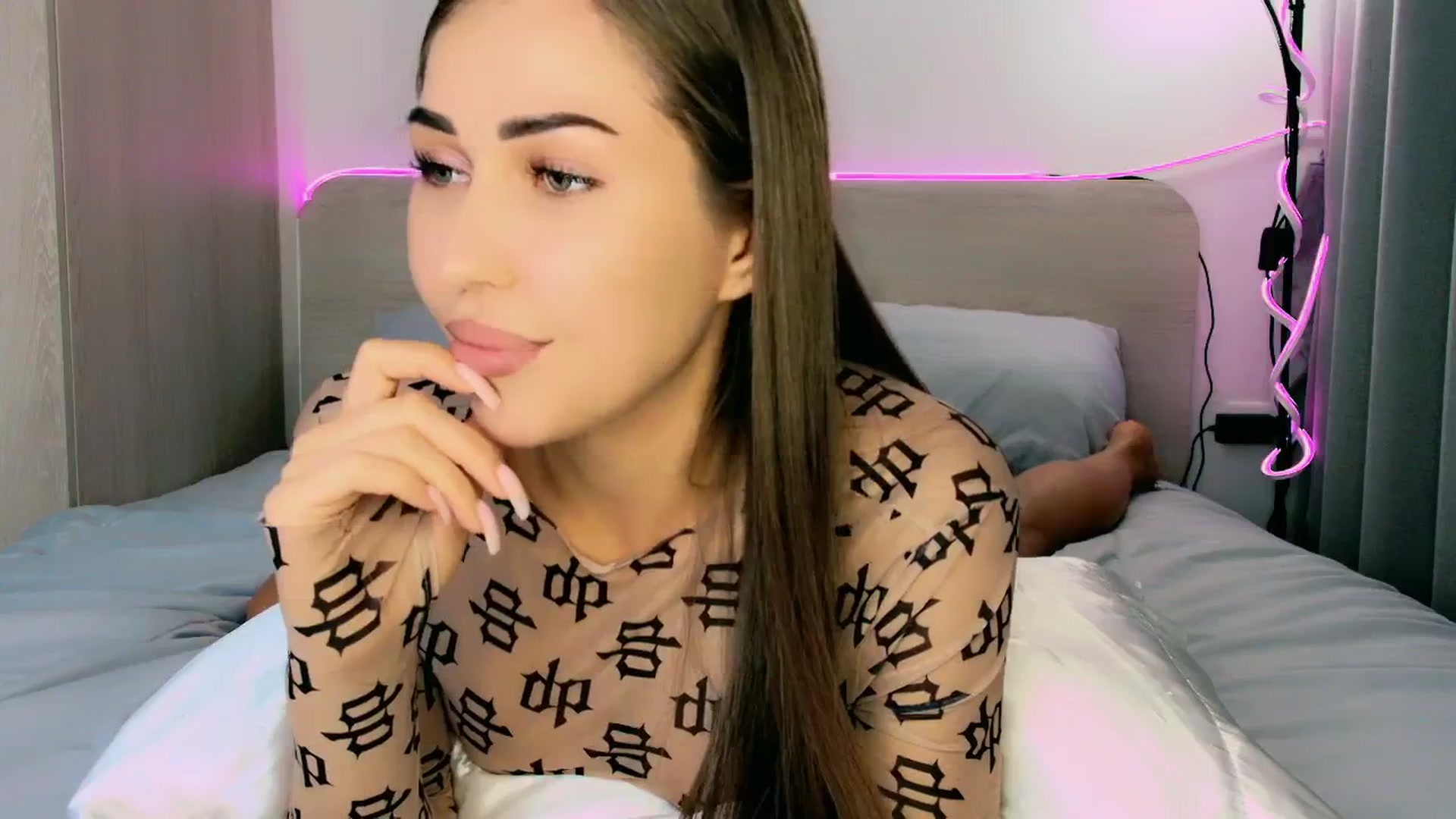 Gallery image thumbnail from mia4sin's myfreecams stream on, 04/13/2025, 11:45 image 2 of 20