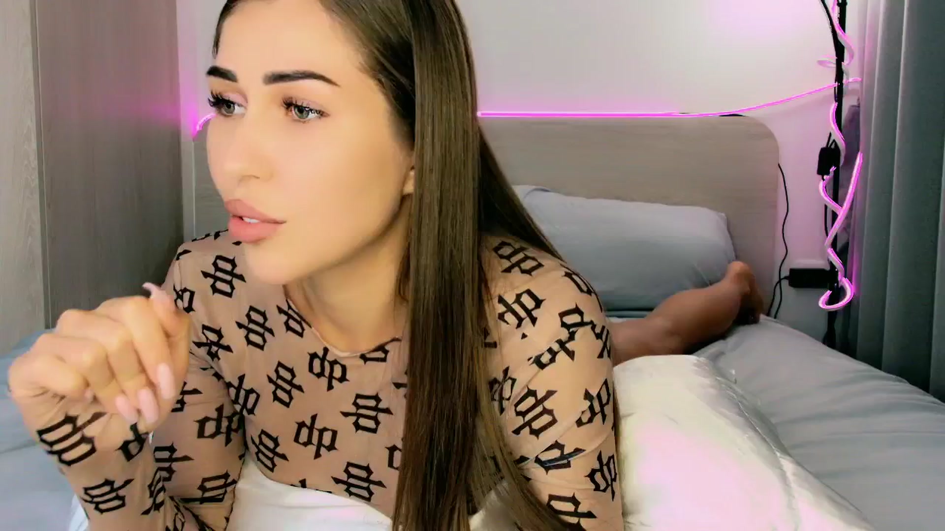 Gallery image thumbnail from mia4sin's myfreecams stream on, 04/13/2025, 11:45 image 1 of 20