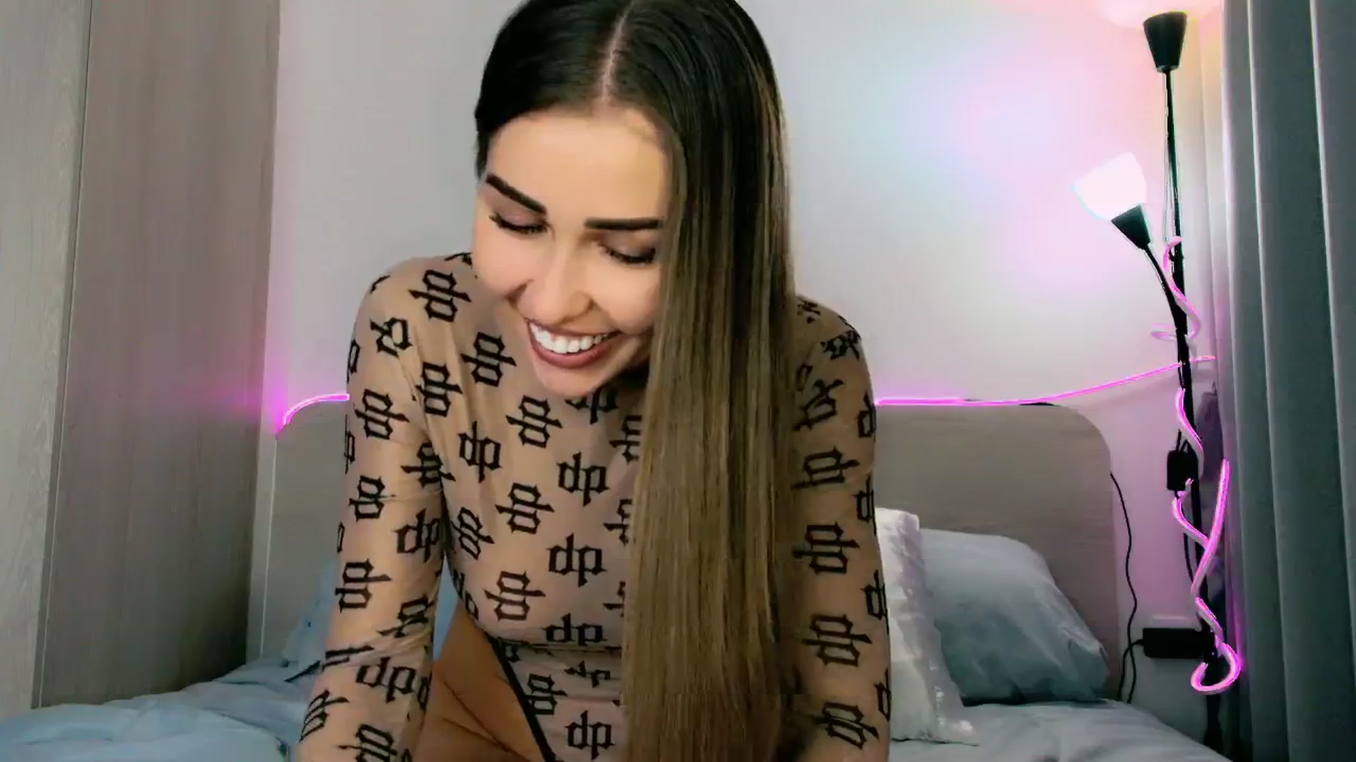 Gallery image thumbnail from mia4sin's myfreecams stream on, 04/13/2025, 12:59 image 4 of 20