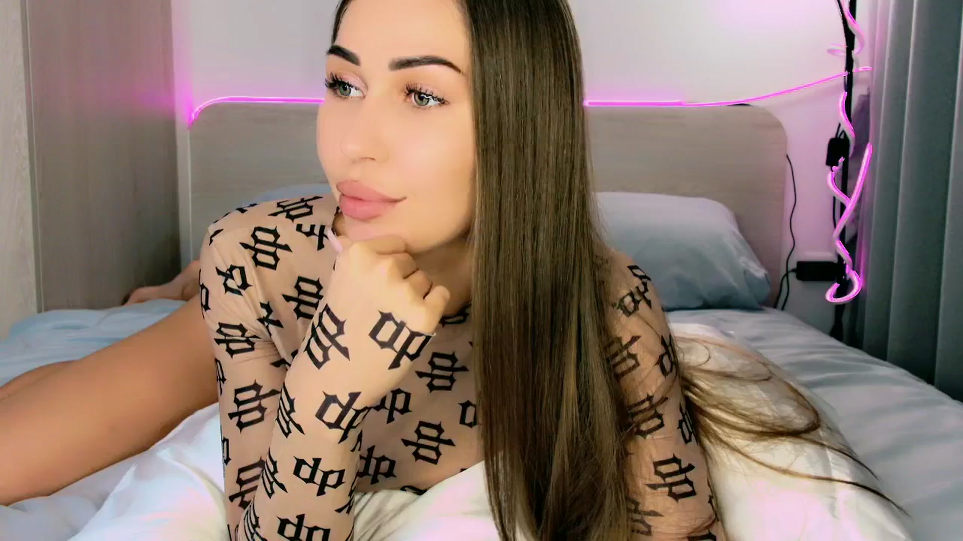 Gallery image thumbnail from mia4sin's myfreecams stream on, 04/13/2025, 12:59 image 3 of 20