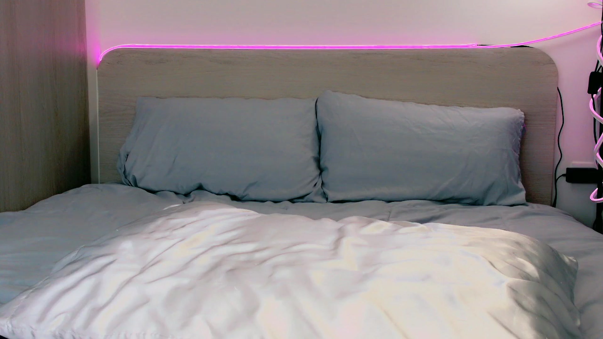 Gallery image thumbnail from mia4sin's myfreecams stream on, 04/16/2025, 10:04 image 20 of 20