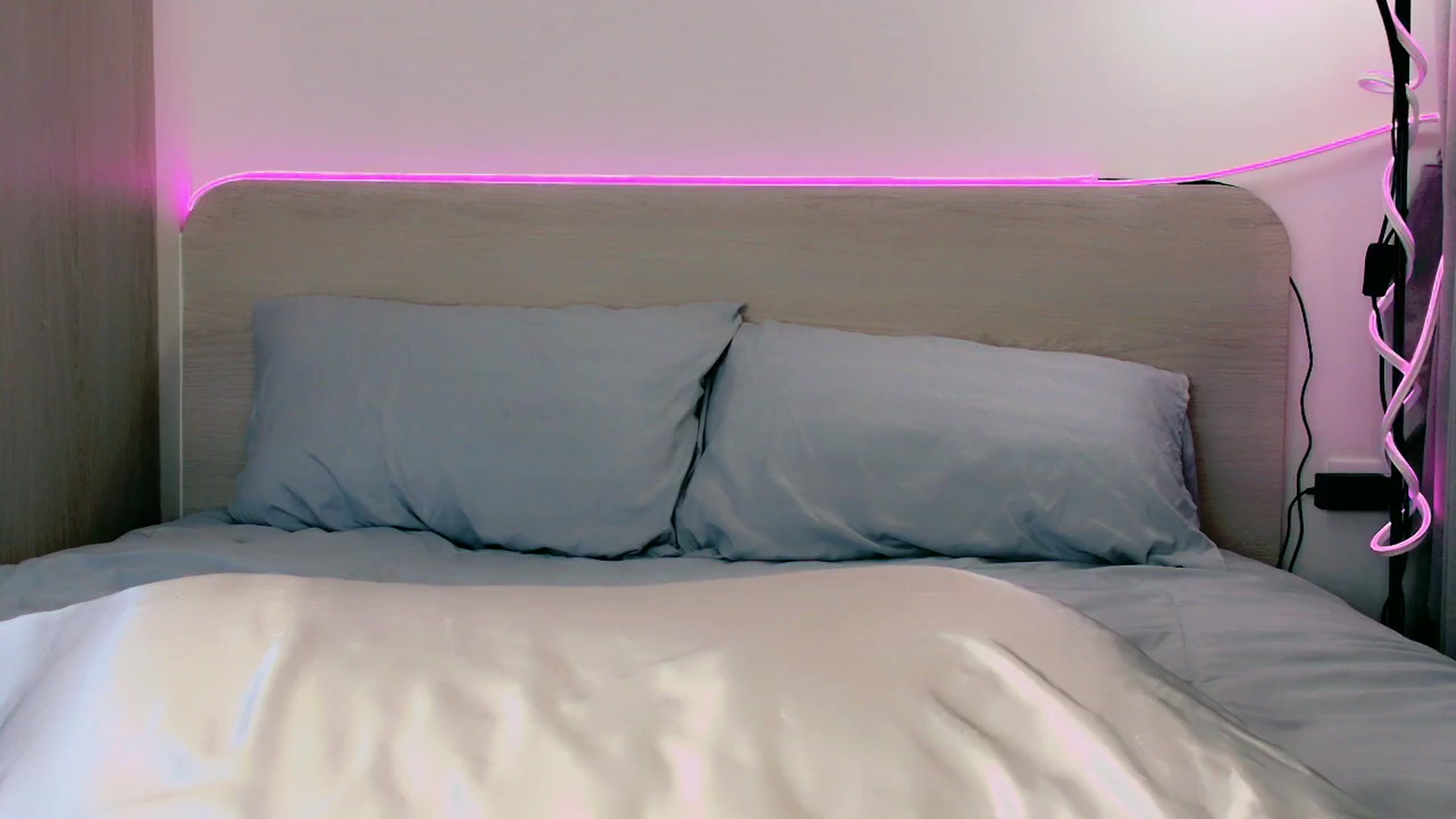 Gallery image thumbnail from mia4sin's myfreecams stream on, 04/20/2025, 09:12 image 14 of 20
