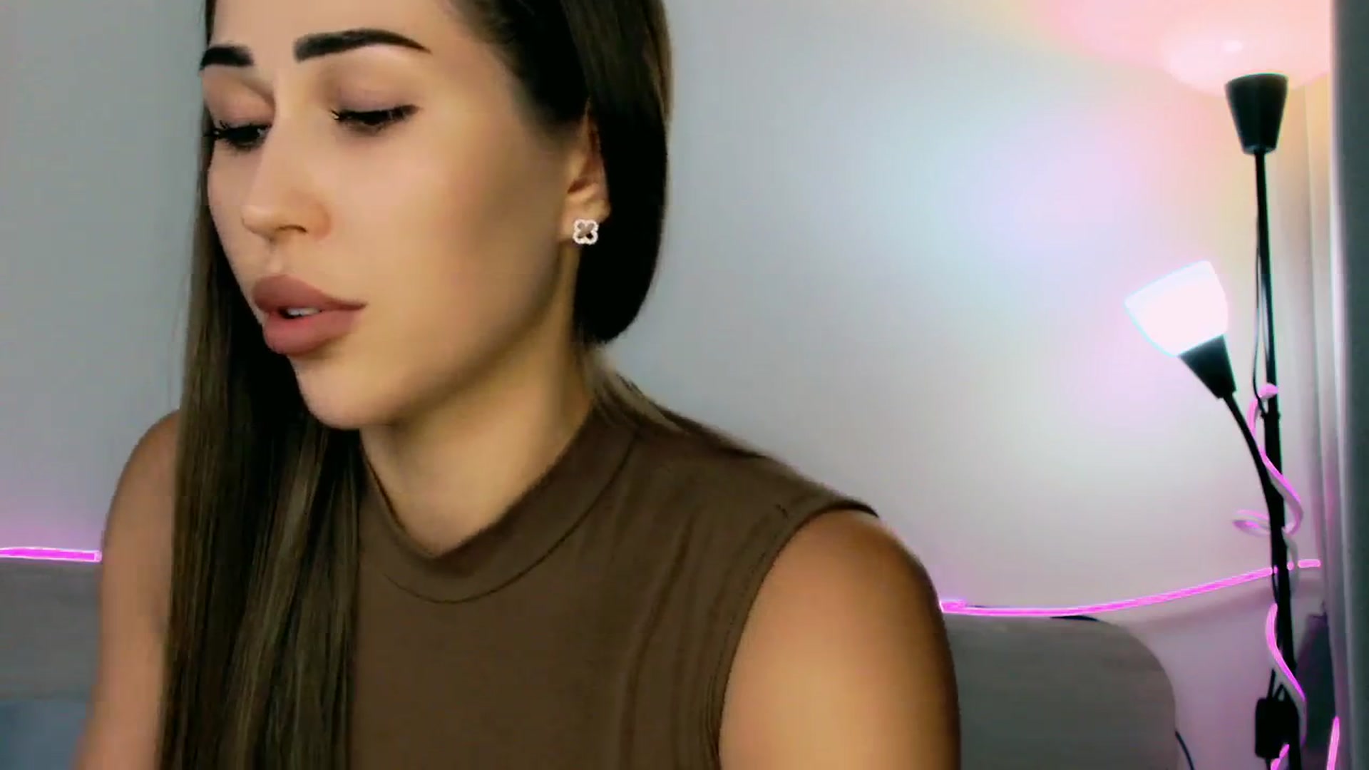Gallery image thumbnail from mia4sin's myfreecams stream on, 04/20/2025, 09:12 image 18 of 20