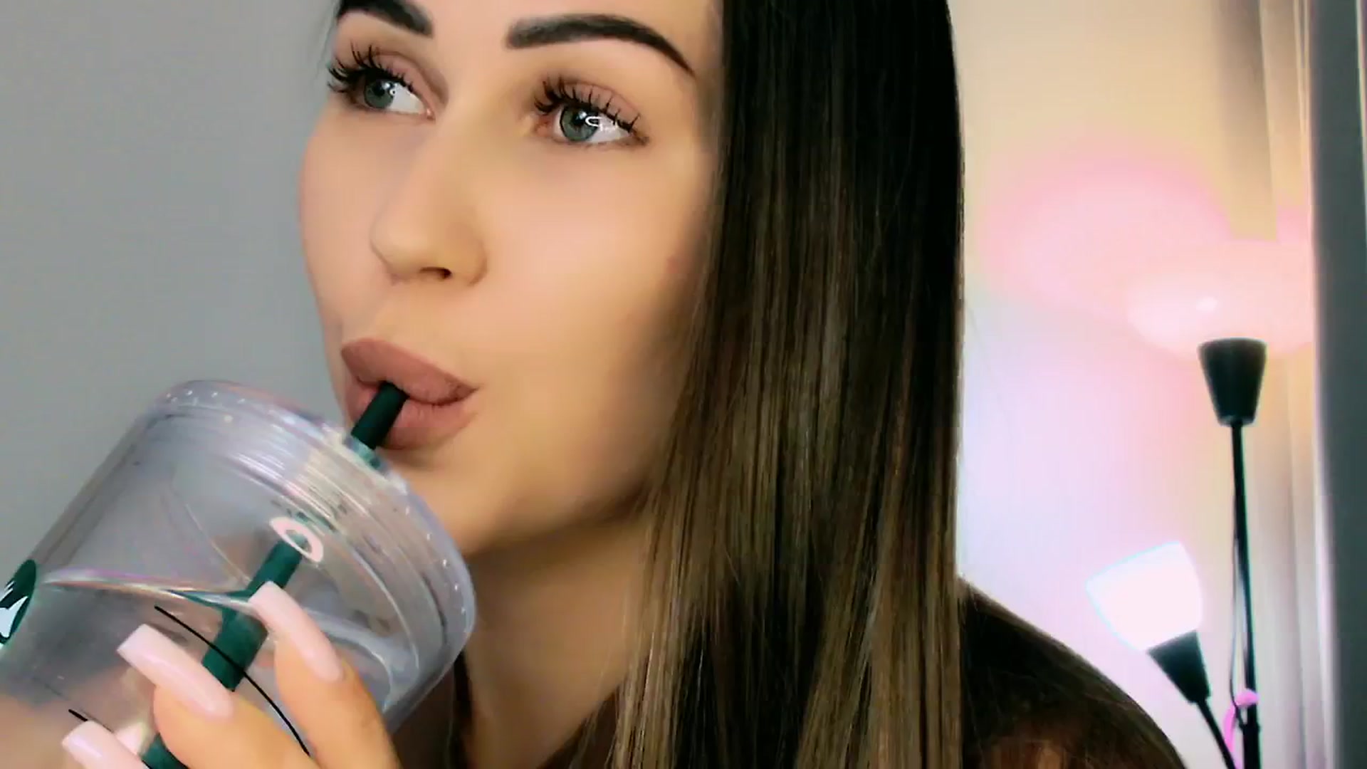 Gallery image thumbnail from mia4sin's myfreecams stream on, 04/20/2025, 09:59 image 17 of 20