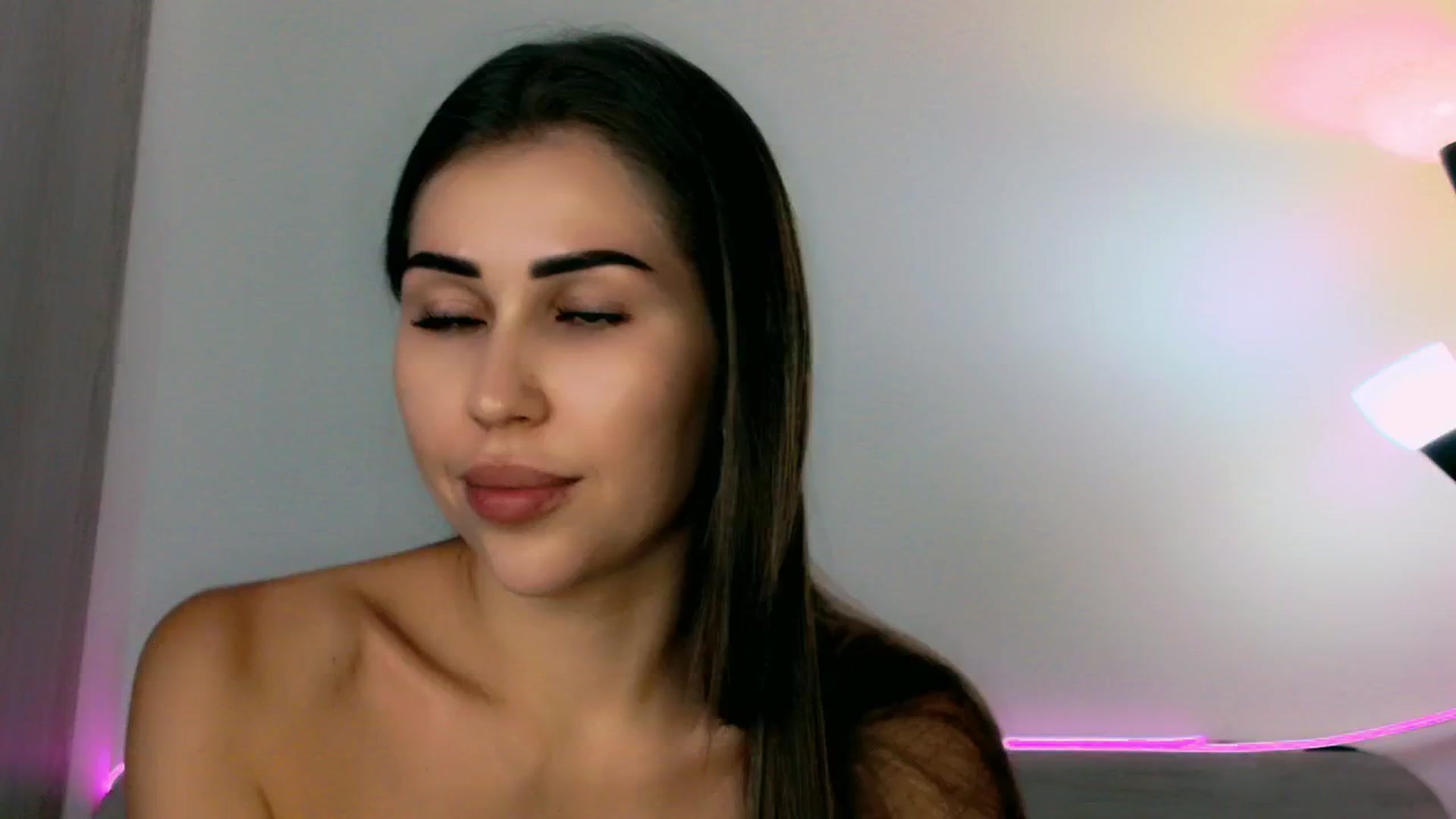 Gallery image thumbnail from mia4sin's myfreecams stream on, 04/20/2025, 12:48 image 20 of 20