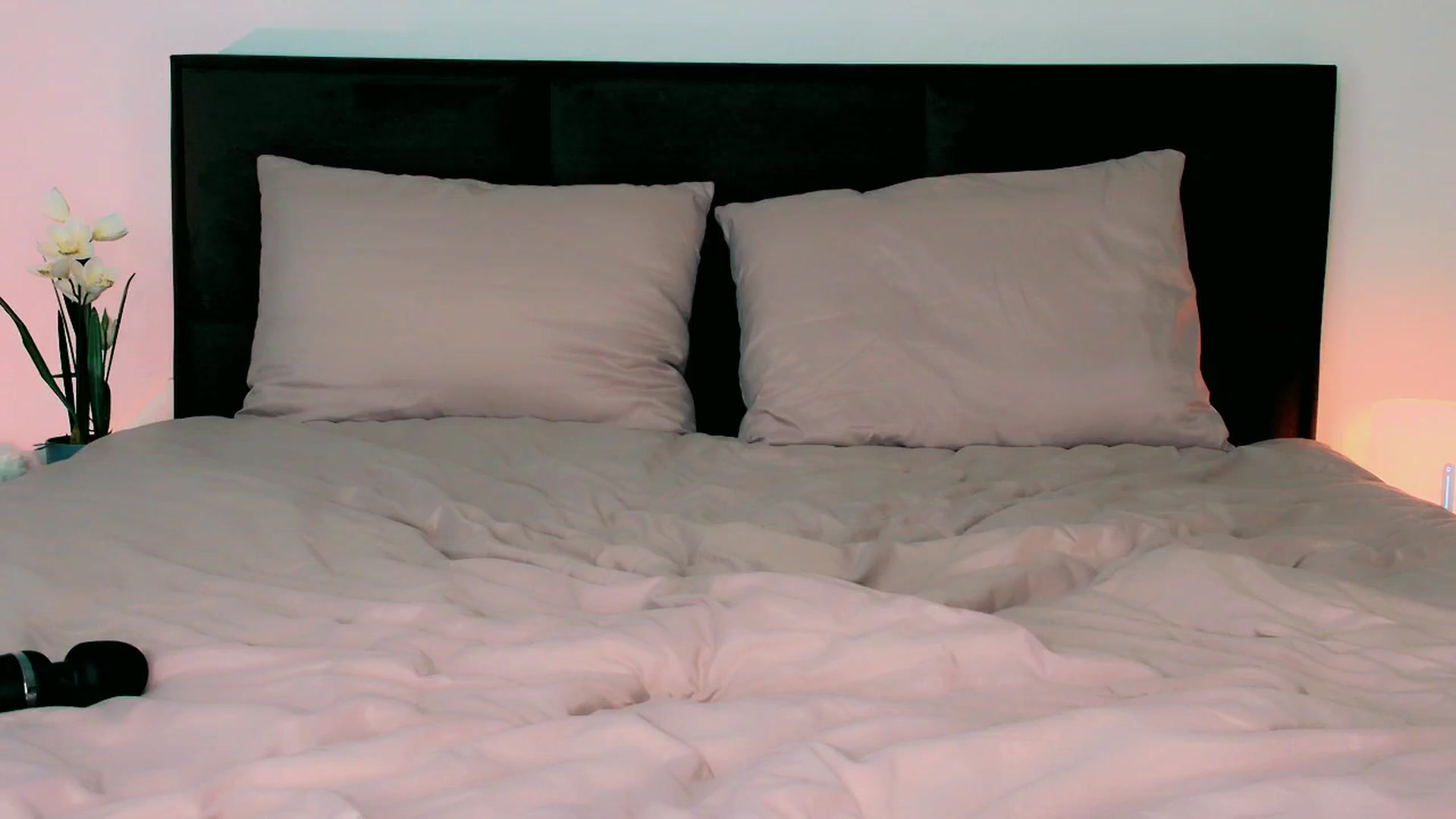 Gallery image thumbnail from mia4sin's myfreecams stream on, 08/25/2025, 12:07 image 5 of 20