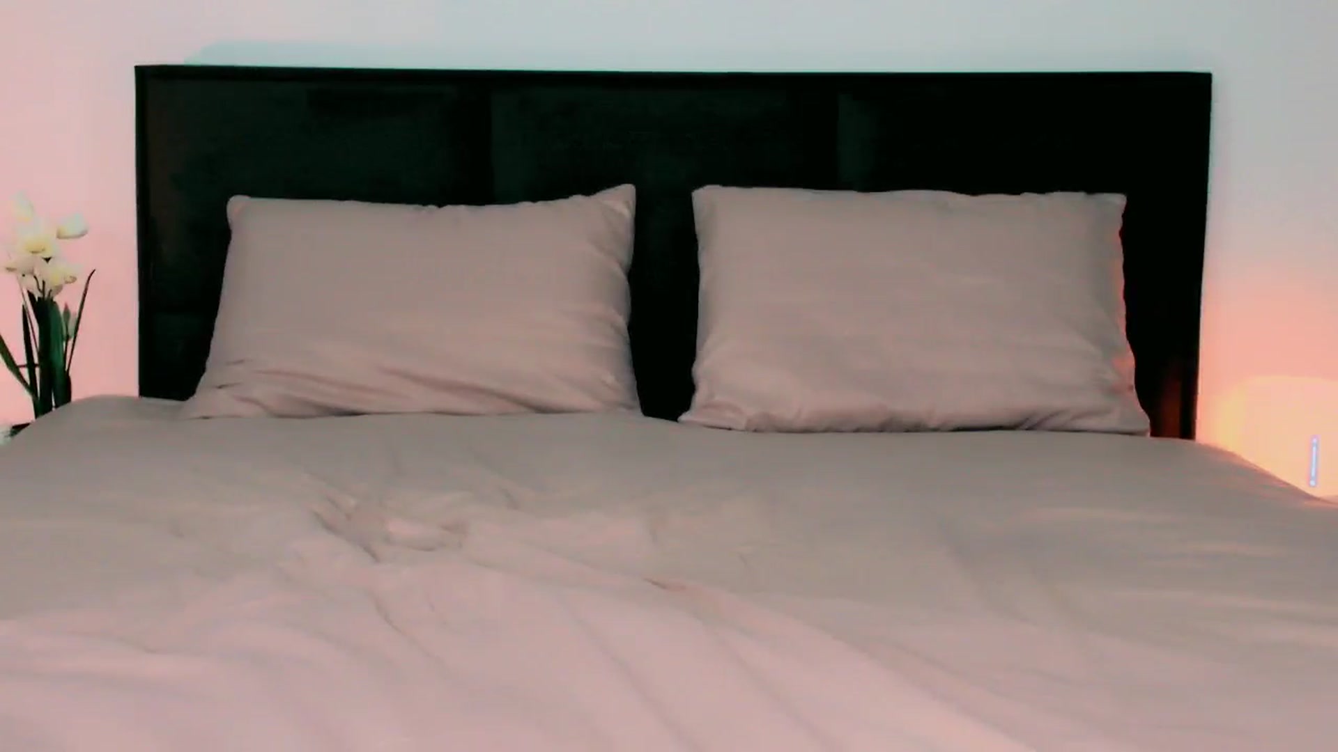 Gallery image thumbnail from mia4sin's myfreecams stream on, 09/01/2025, 12:00 image 13 of 20