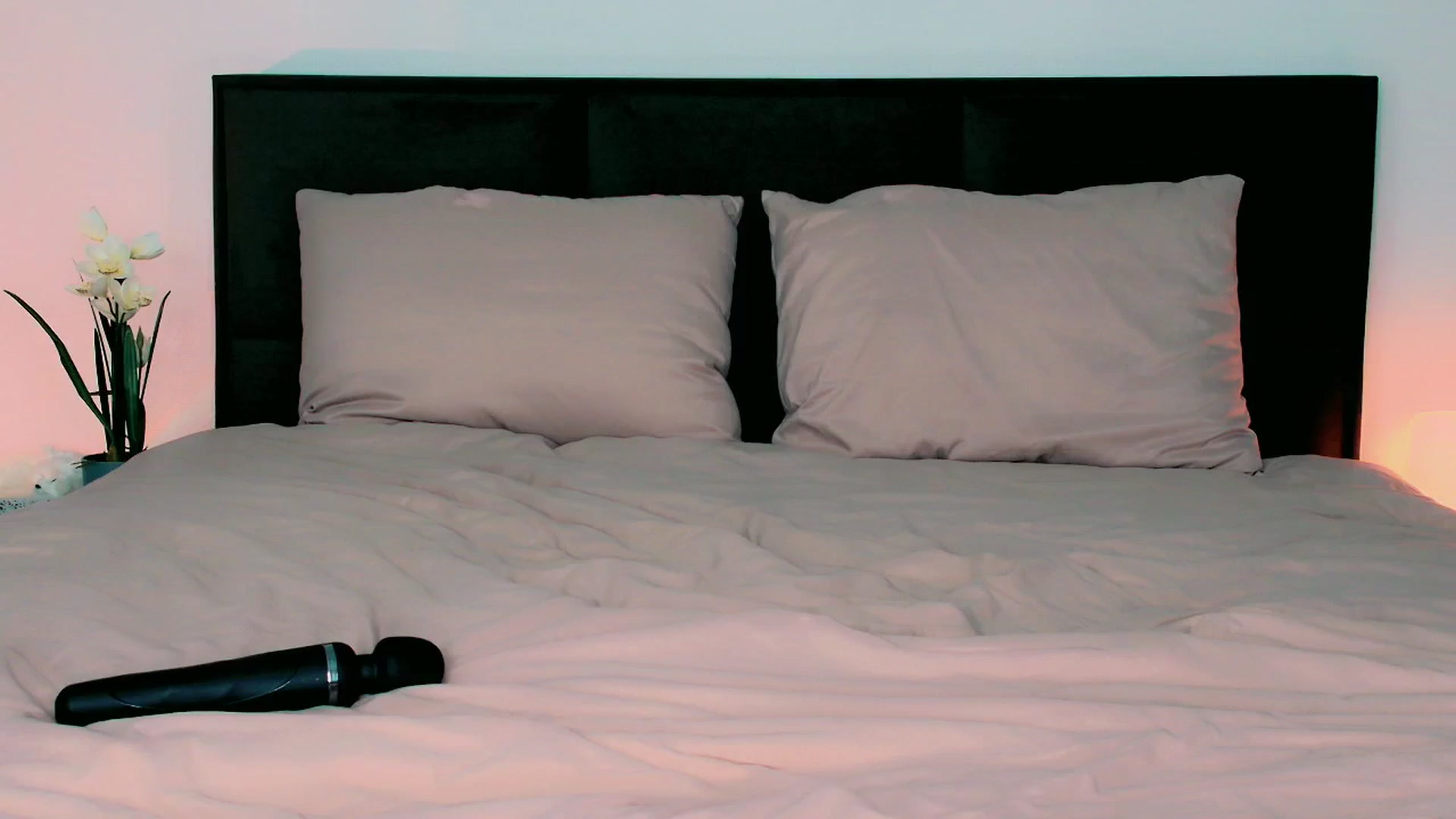 Gallery image thumbnail from mia4sin's myfreecams stream on, 09/04/2025, 11:46 image 19 of 20