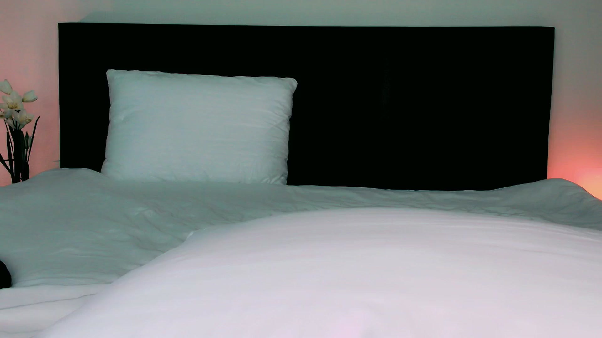 Gallery image thumbnail from mia4sin's myfreecams stream on, 09/22/2025, 10:54 image 6 of 20