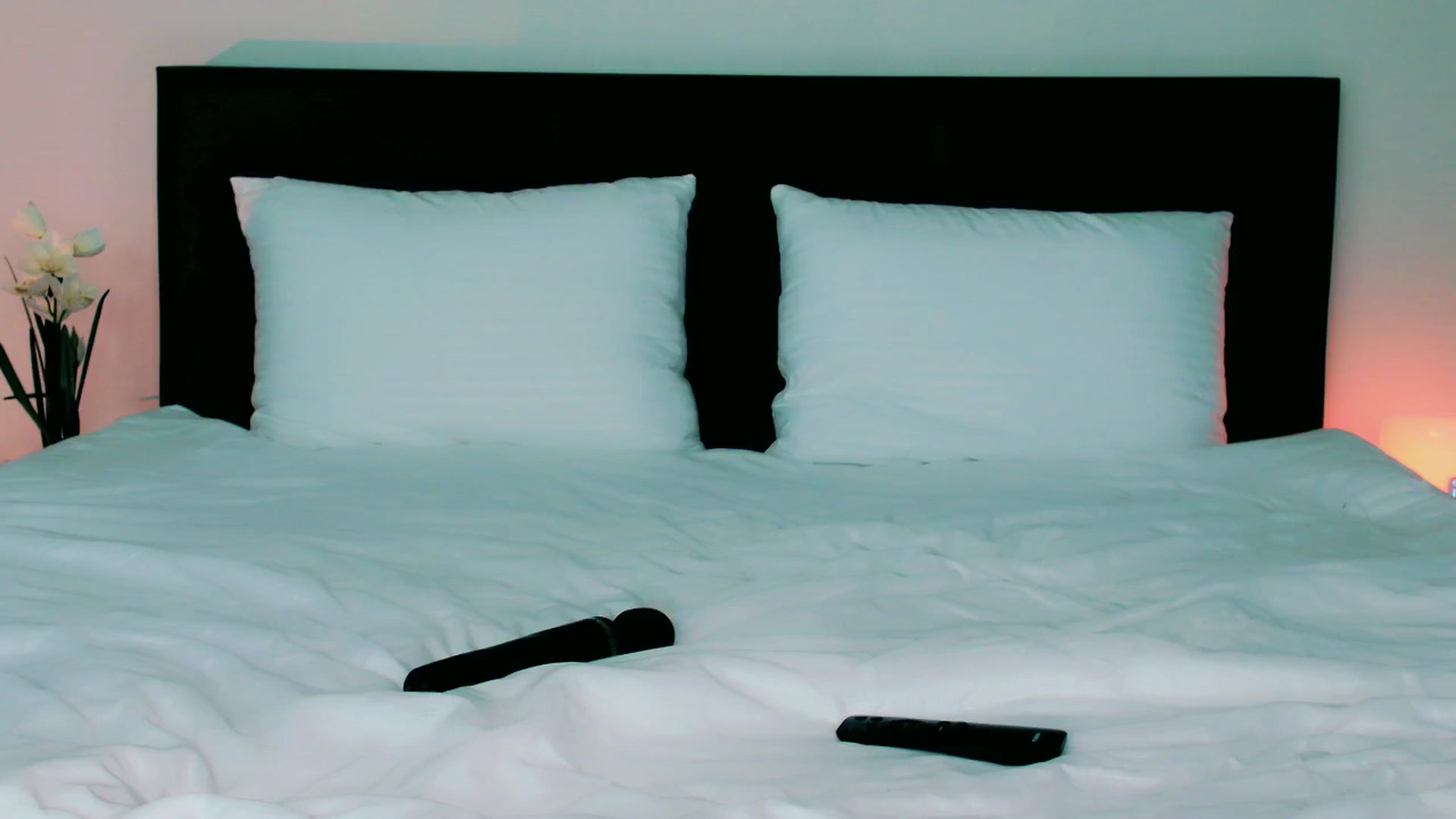 Gallery image thumbnail from mia4sin's myfreecams stream on, 09/28/2025, 13:09 image 6 of 20