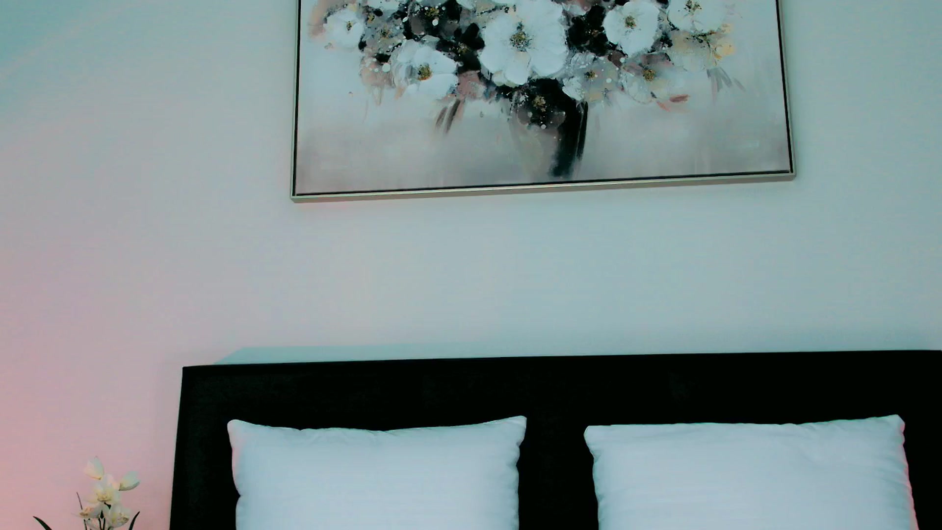 Gallery image thumbnail from mia4sin's myfreecams stream on, 10/04/2025, 10:33 image 1 of 20
