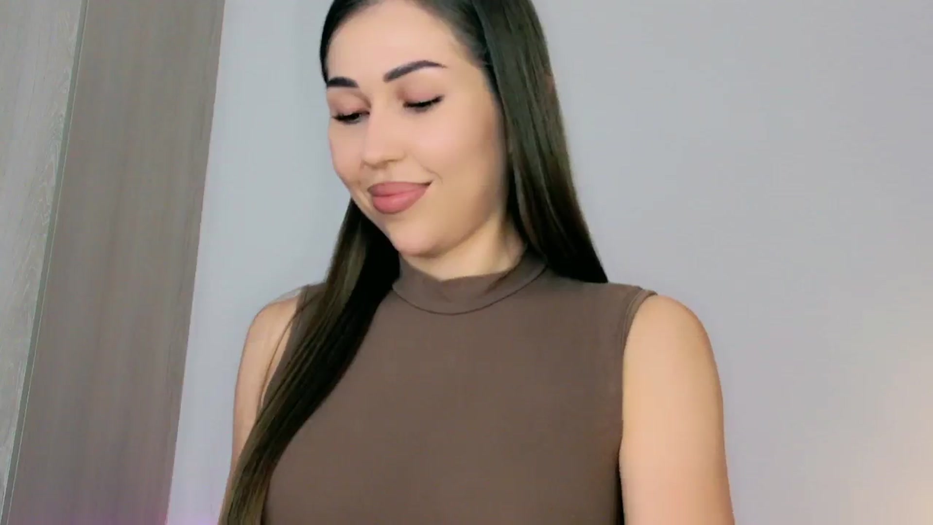 Gallery image thumbnail from mia4sin's myfreecams stream on, 11/20/2025, 06:13 image 9 of 20