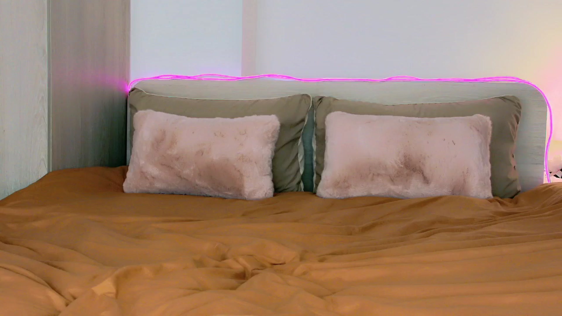 Gallery image thumbnail from mia4sin's myfreecams stream on, 11/21/2025, 09:11 image 3 of 20