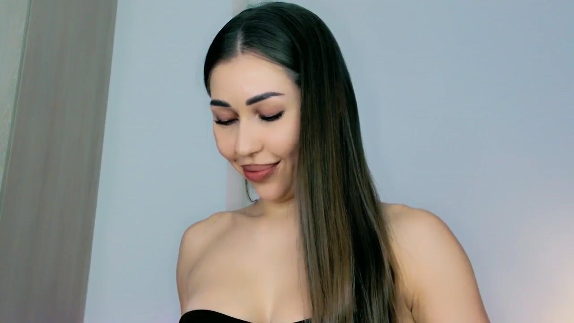 Gallery image thumbnail from mia4sin's myfreecams stream on, 11/28/2025, 07:52 image 19 of 20