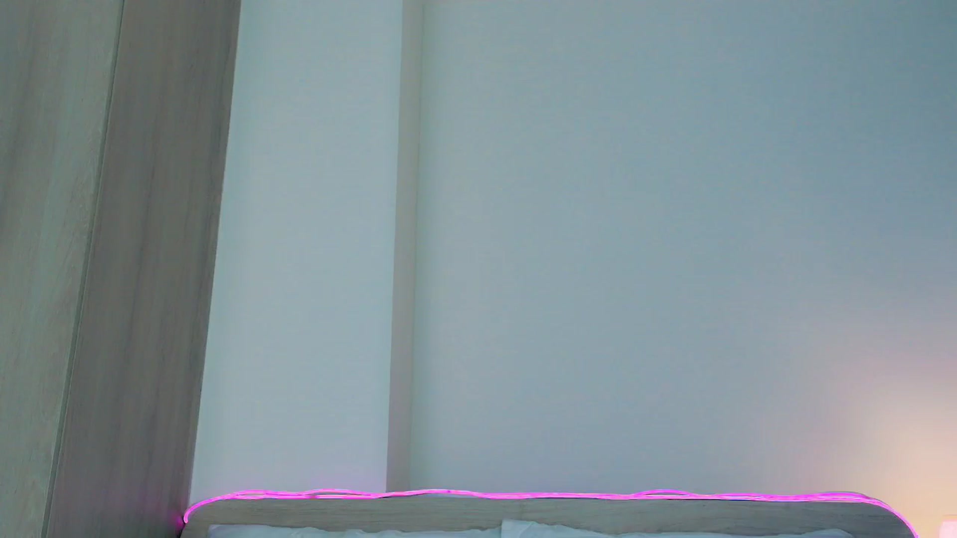Gallery image thumbnail from mia4sin's myfreecams stream on, 12/21/2025, 09:40 image 16 of 20
