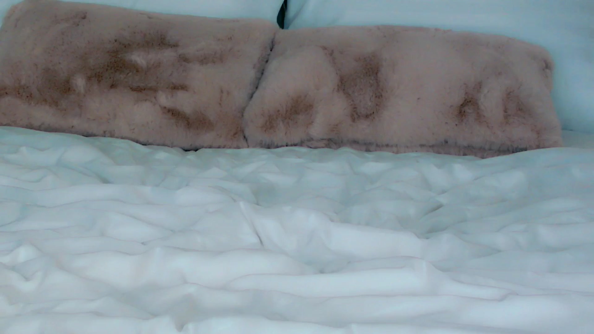Gallery image thumbnail from mia4sin's myfreecams stream on, 12/30/2025, 08:36 image 4 of 20