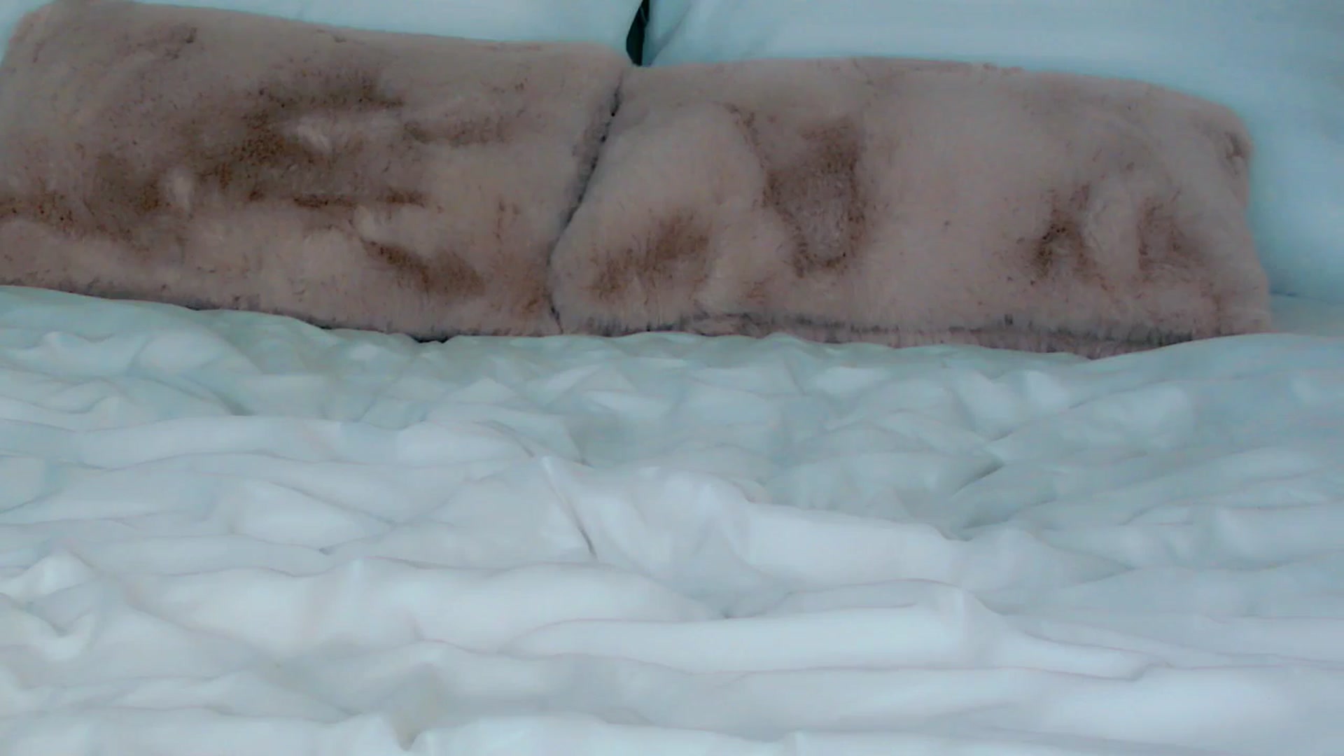 Gallery image thumbnail from mia4sin's myfreecams stream on, 12/30/2025, 08:36 image 11 of 20