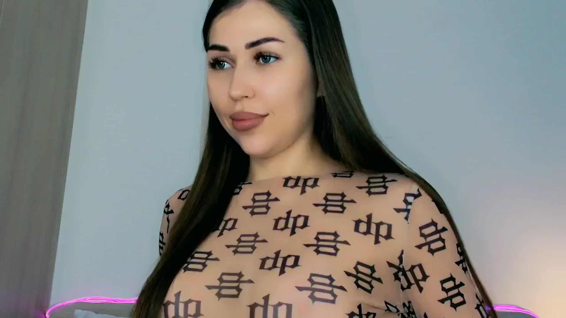 Gallery image thumbnail from mia4sin's myfreecams stream on, 12/30/2025, 10:04 image 7 of 20