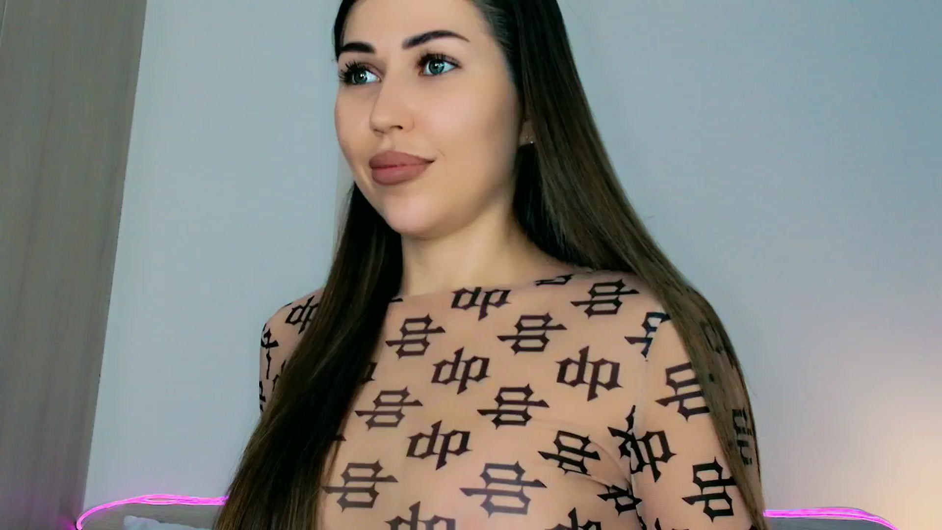Gallery image thumbnail from mia4sin's myfreecams stream on, 12/30/2025, 10:04 image 6 of 20