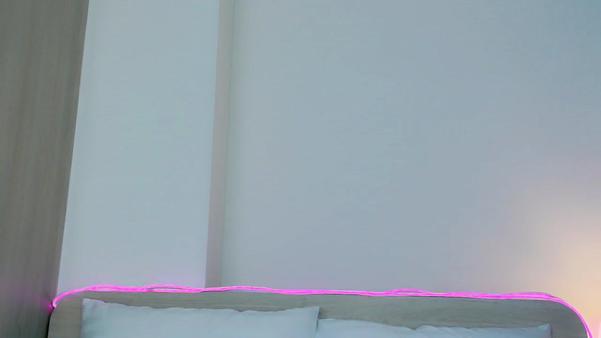 Gallery image thumbnail from mia4sin's myfreecams stream on, 12/30/2025, 10:04 image 8 of 20