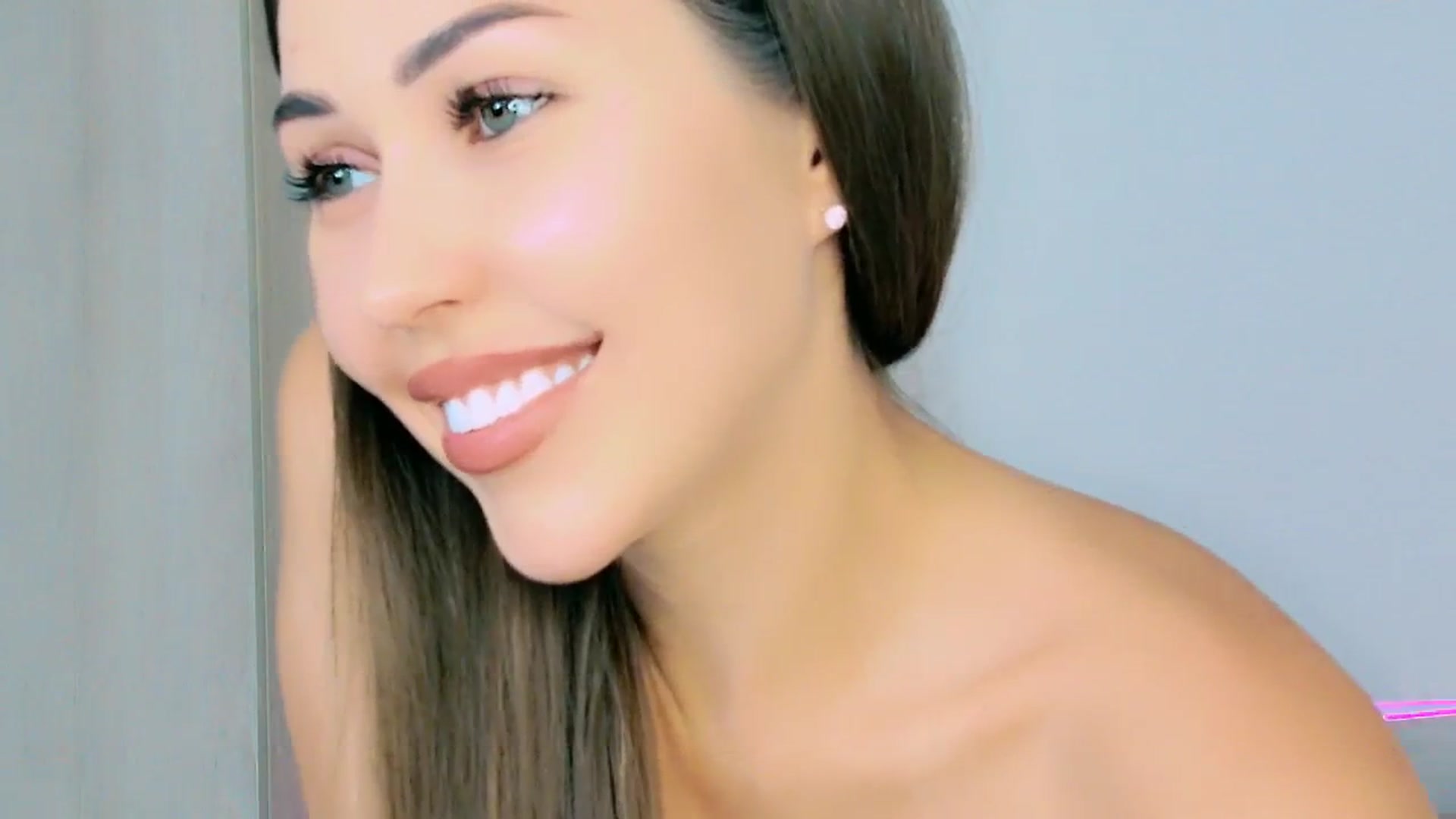 Gallery image thumbnail from mia4sin's myfreecams stream on, 01/12/2026, 09:34 image 20 of 20