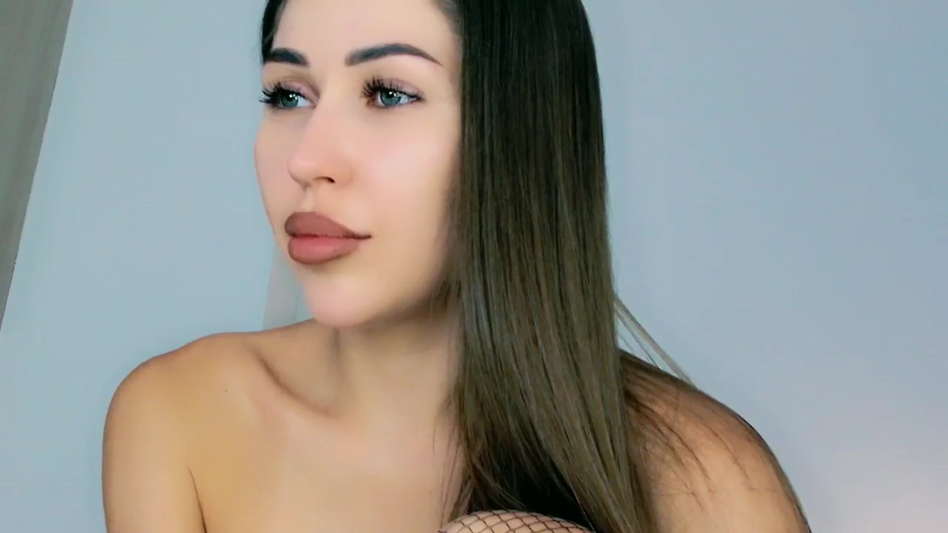 Gallery image thumbnail from mia4sin's myfreecams stream on, 01/12/2026, 12:14 image 19 of 20