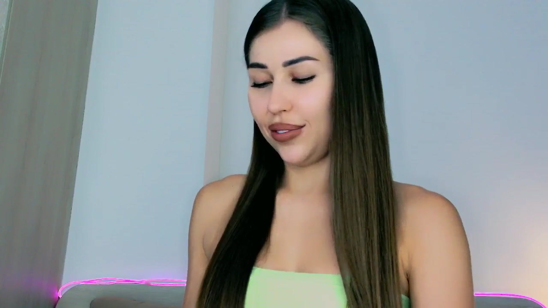 Gallery image thumbnail from mia4sin's myfreecams stream on, 01/12/2026, 12:14 image 16 of 20