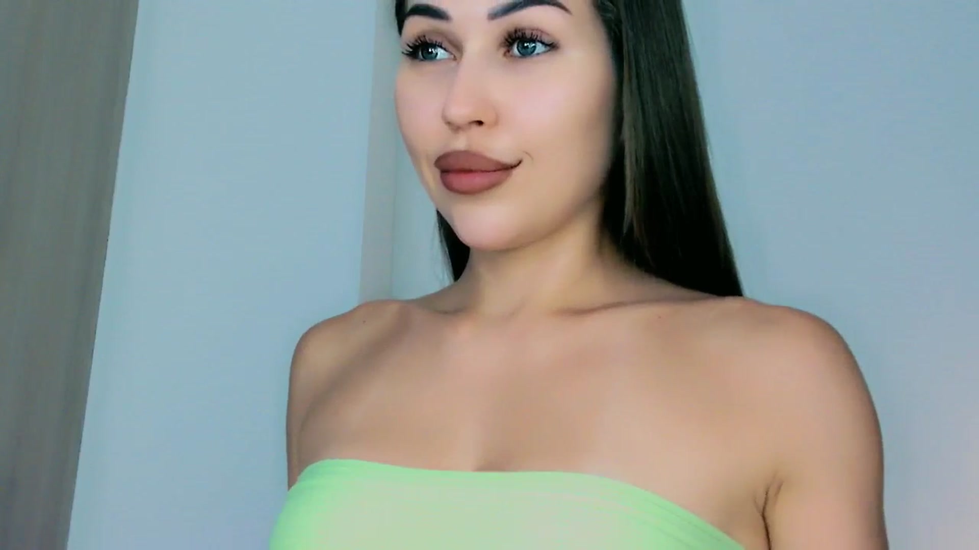 Gallery image thumbnail from mia4sin's myfreecams stream on, 01/12/2026, 12:14 image 11 of 20