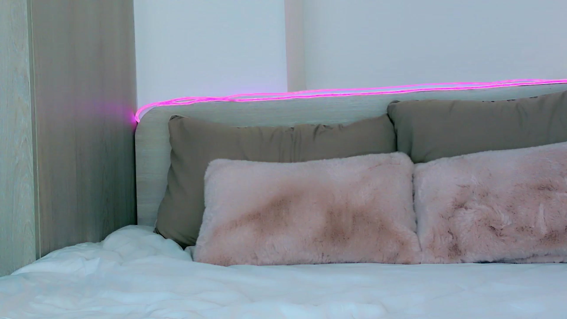 Gallery image thumbnail from mia4sin's myfreecams stream on, 01/13/2026, 09:10 image 14 of 20