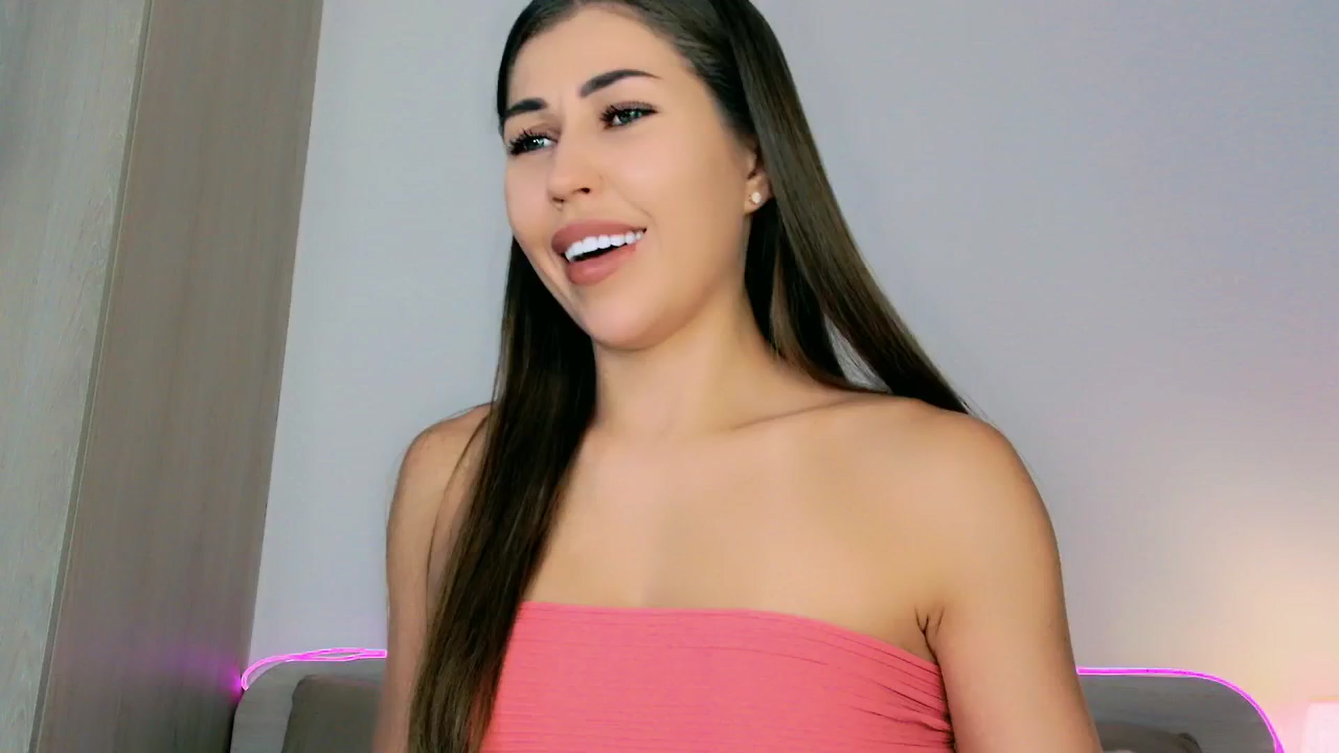 Gallery image thumbnail from mia4sin's myfreecams stream on, 01/15/2026, 09:01 image 20 of 20