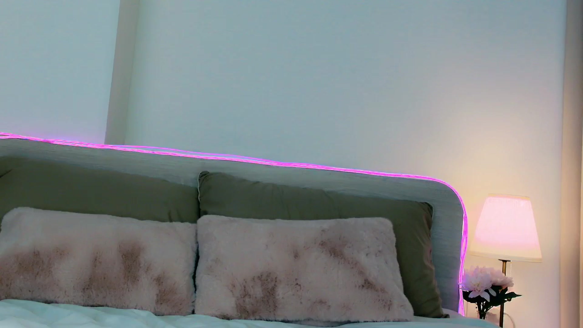 Gallery image thumbnail from mia4sin's myfreecams stream on, 02/07/2026, 13:55 image 19 of 20