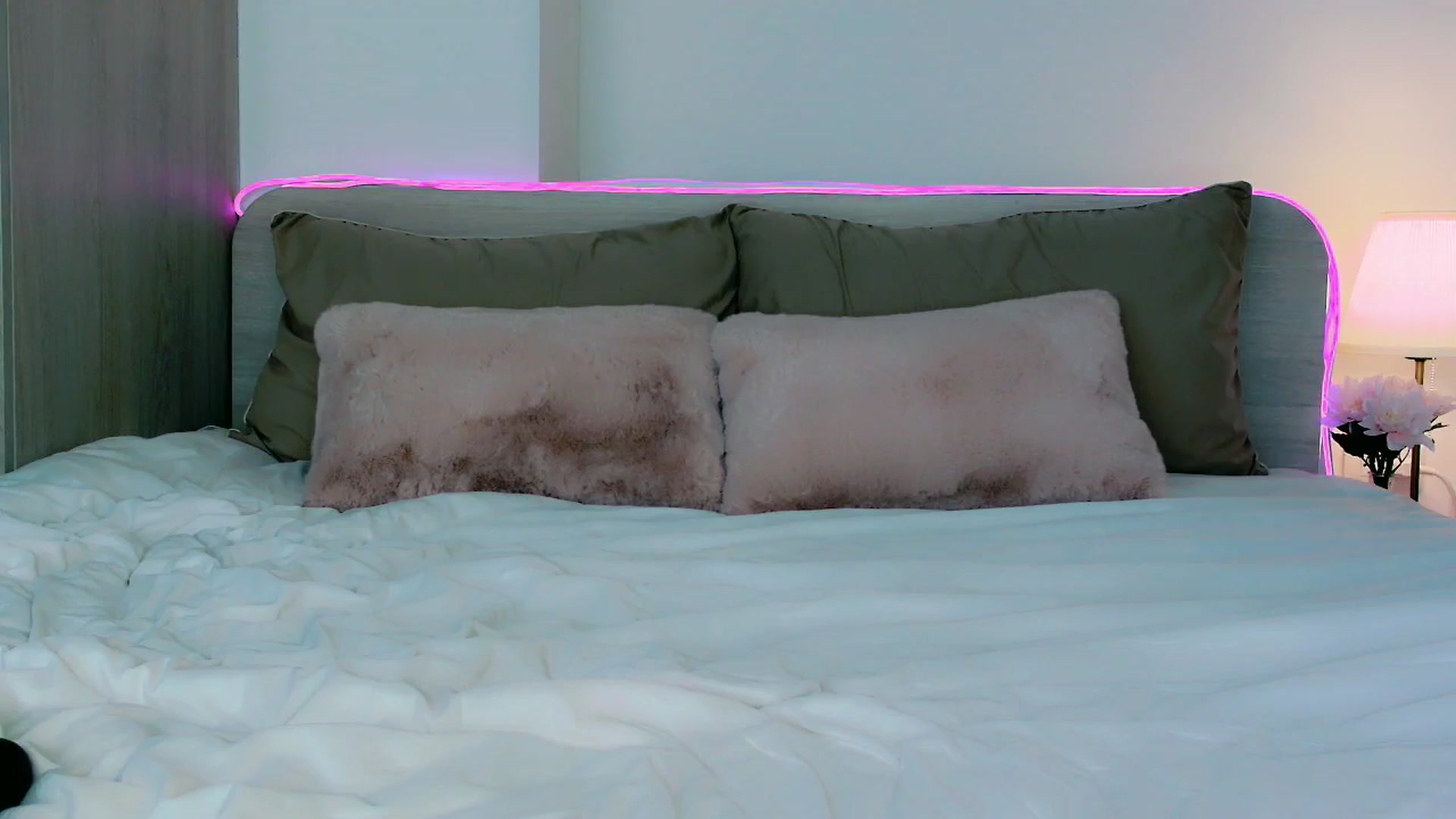 Gallery image thumbnail from mia4sin's myfreecams stream on, 02/20/2026, 12:02 image 9 of 20
