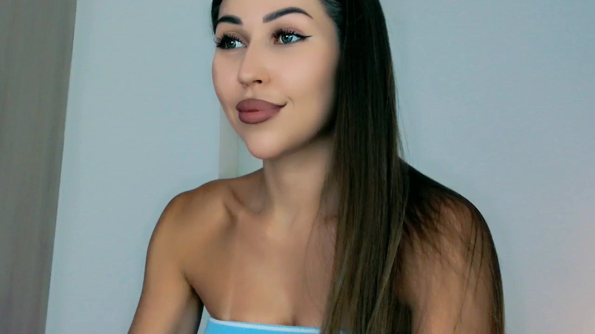 Gallery image thumbnail from mia4sin's myfreecams stream on, 03/13/2026, 09:14 image 5 of 20