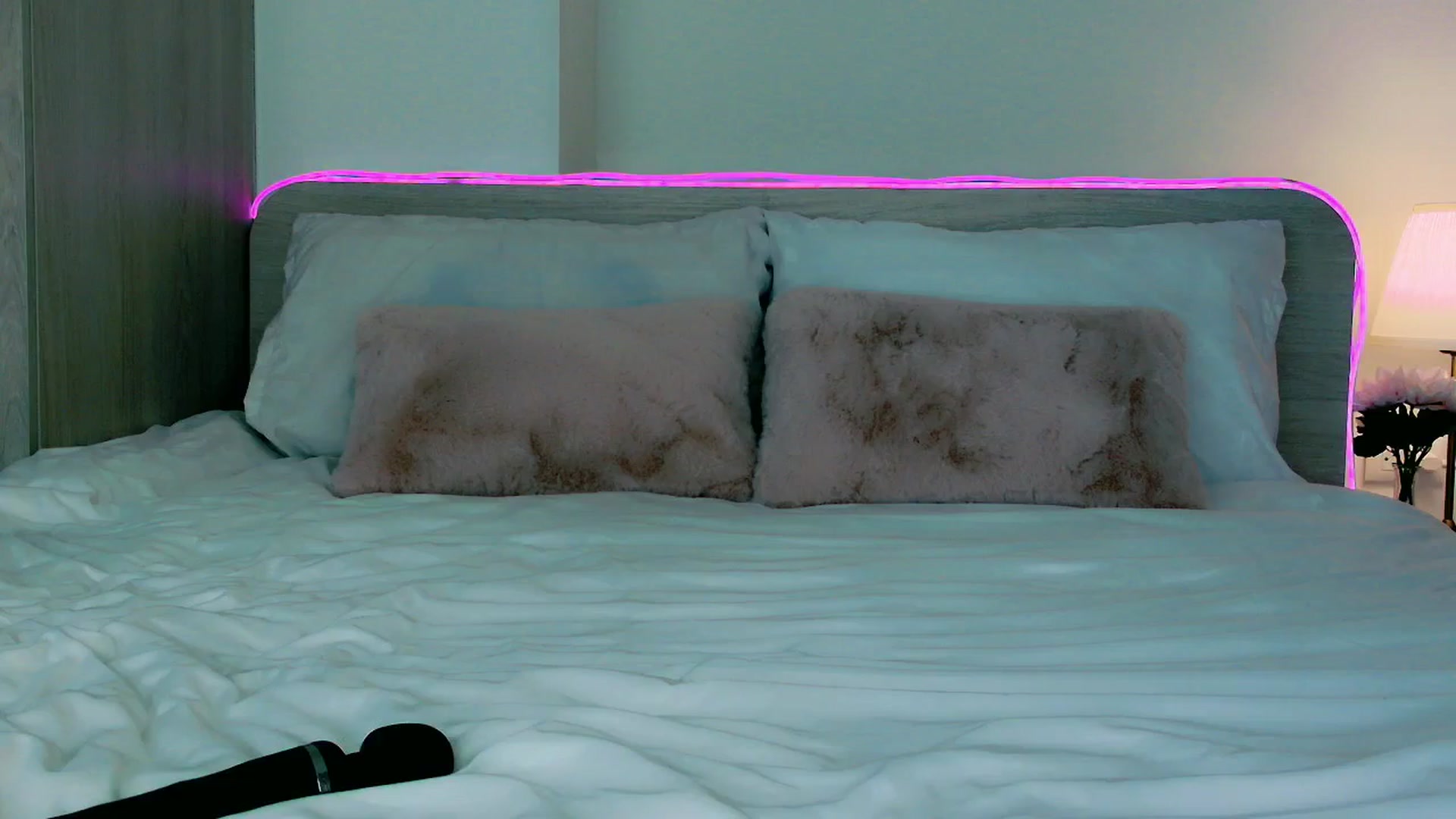 Gallery image thumbnail from mia4sin's myfreecams stream on, 03/15/2026, 09:11 image 4 of 20