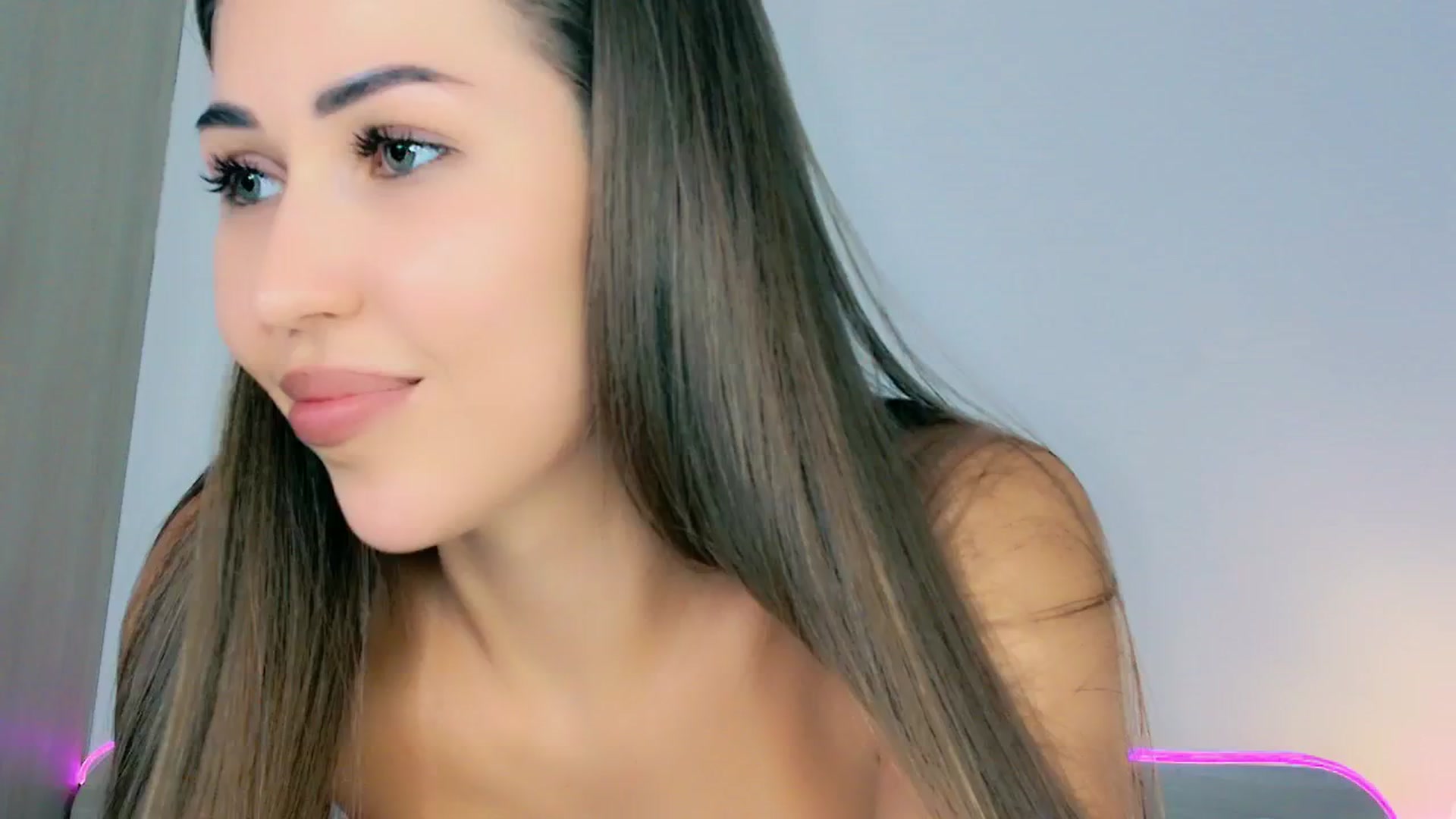 Gallery image thumbnail from mia4sin's myfreecams stream on, 03/22/2026, 12:00 image 1 of 20