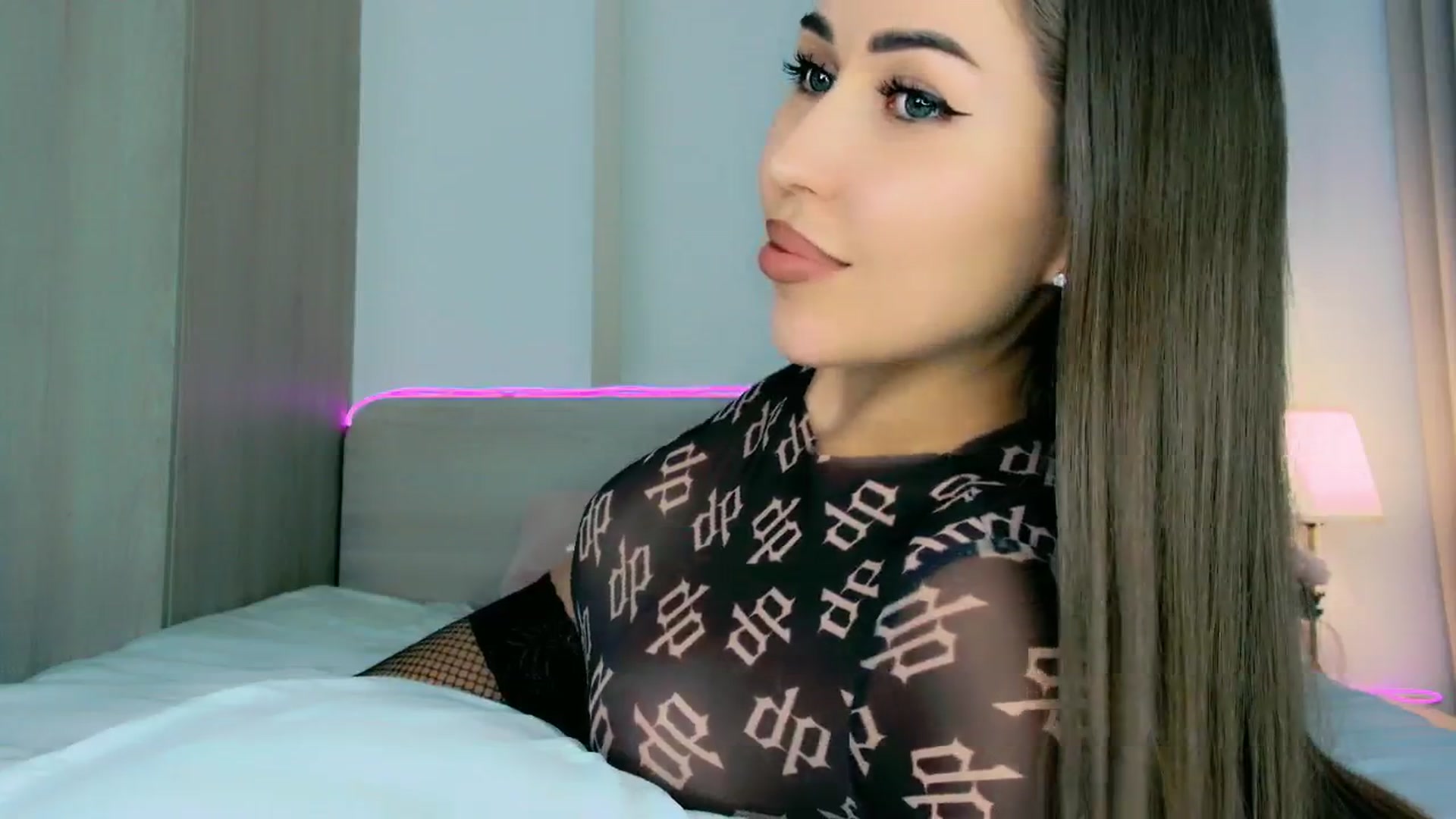 Gallery image thumbnail from mia4sin's myfreecams stream on, 03/25/2026, 12:44 image 14 of 20